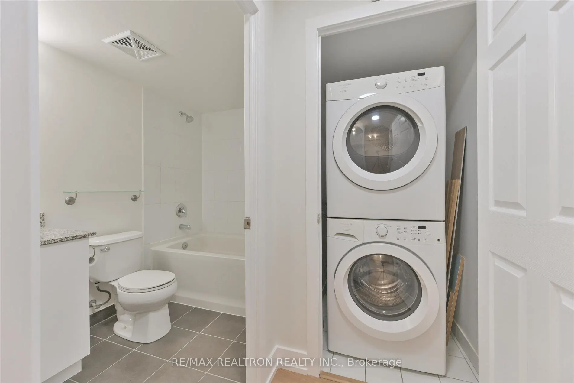73 King William Crescent, #206