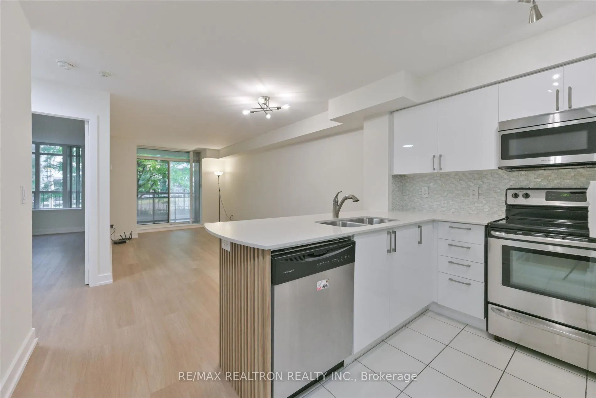 73 King William Crescent, #206