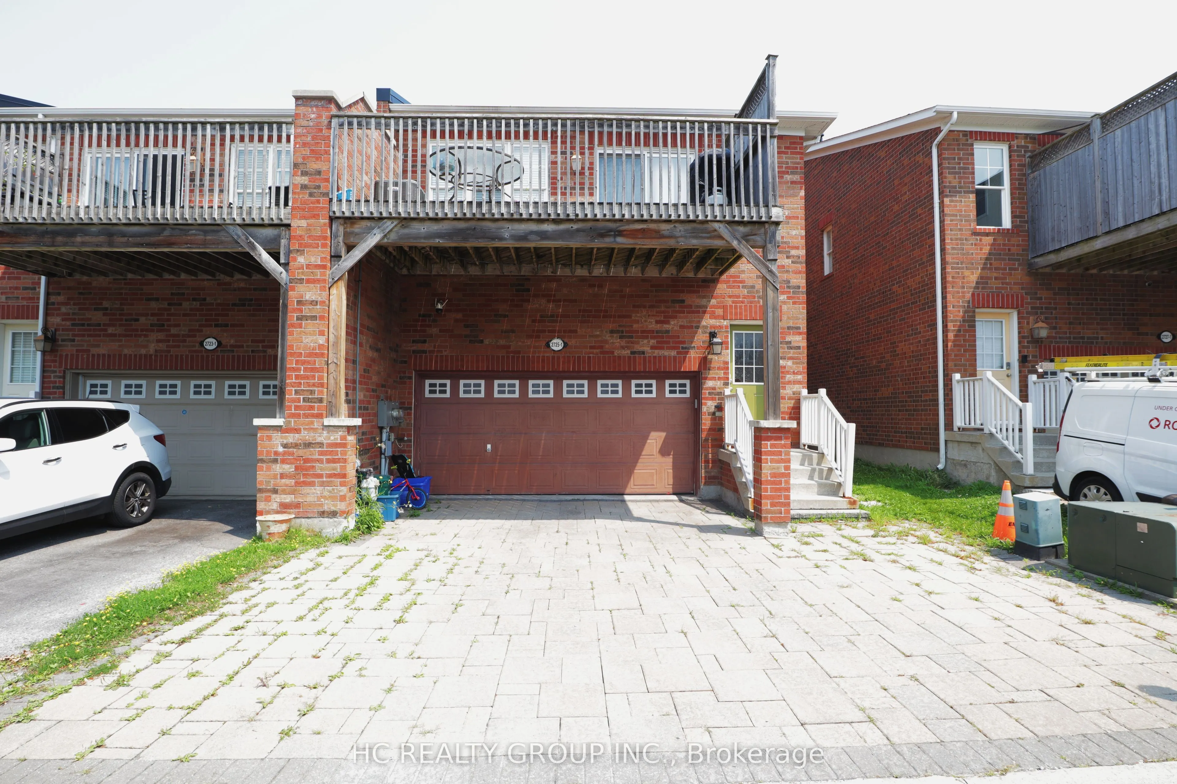 2725 Bur Oak Avenue, #2