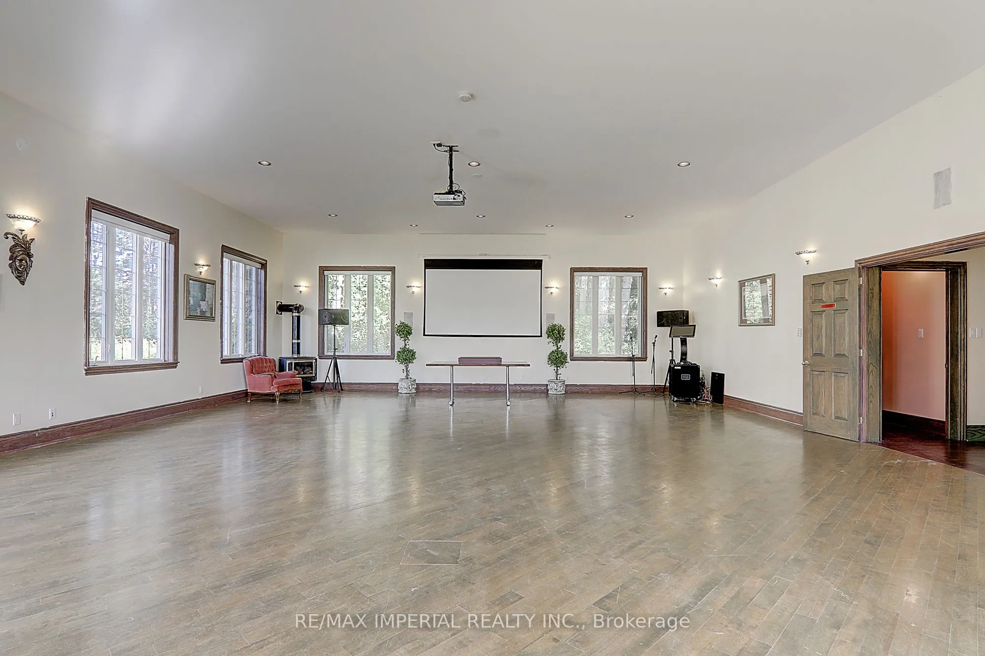 13231 Kennedy Road