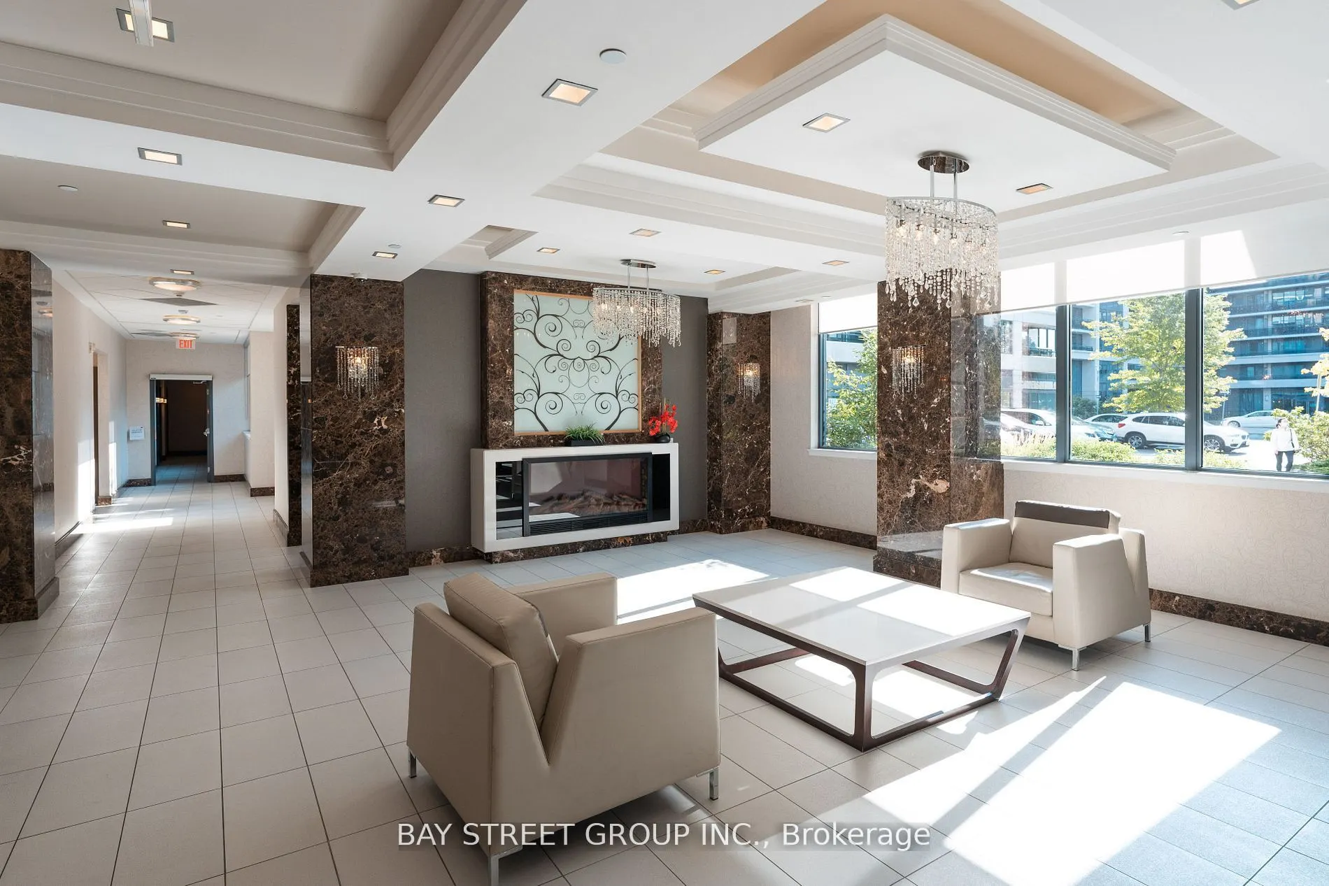 372 Highway 7 E, #306