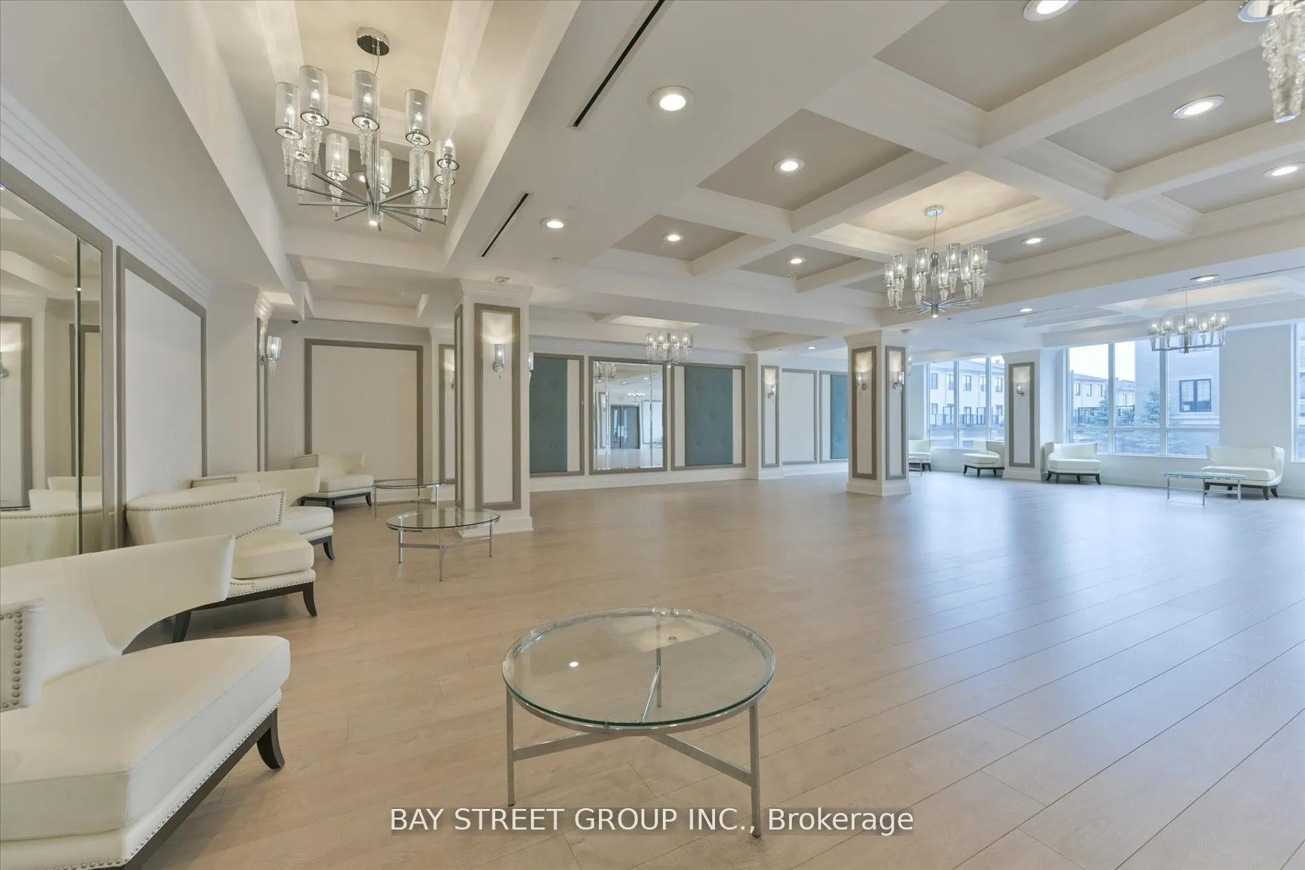 372 Highway 7 E, #306