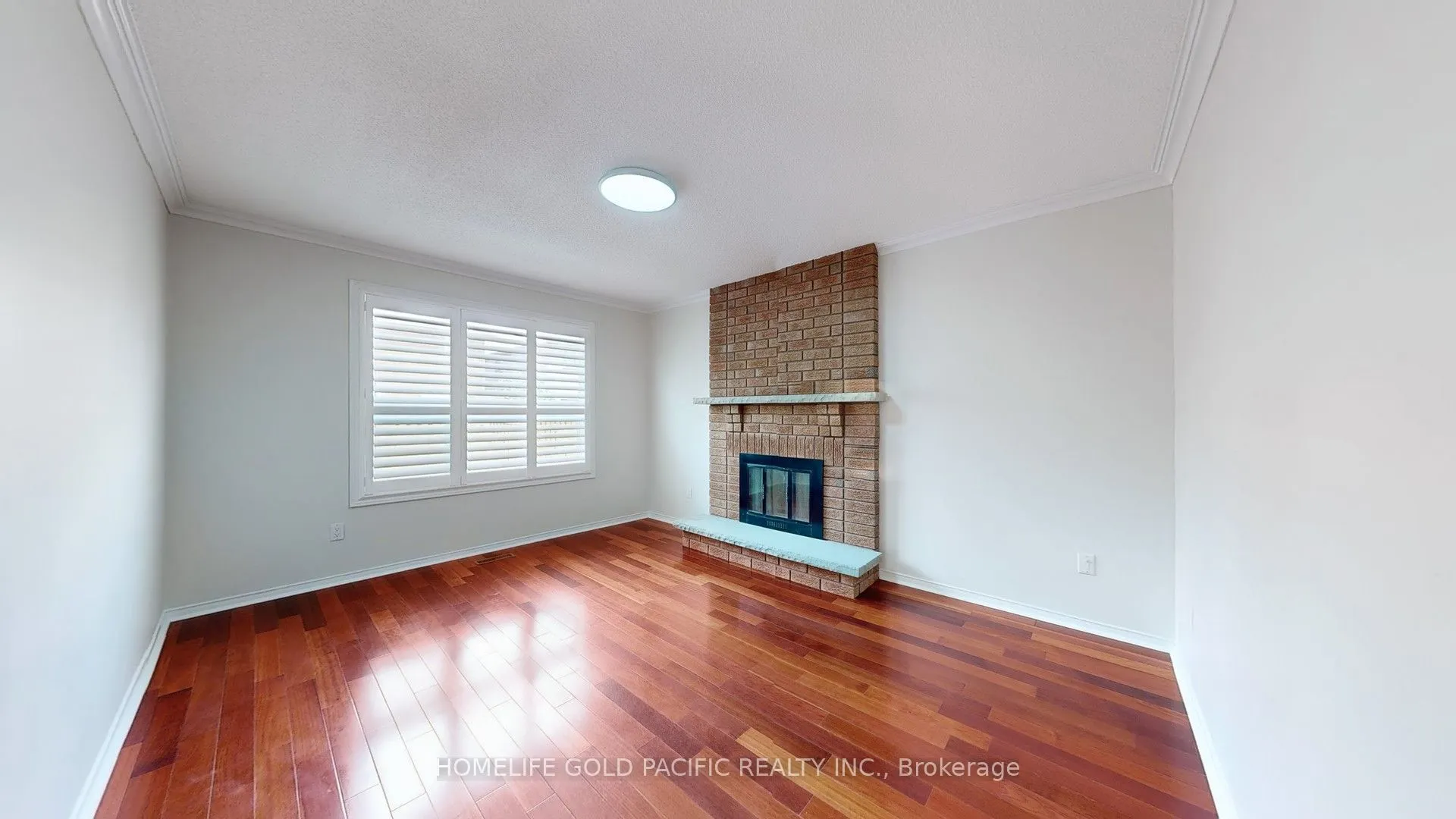 24 Elmpark Court