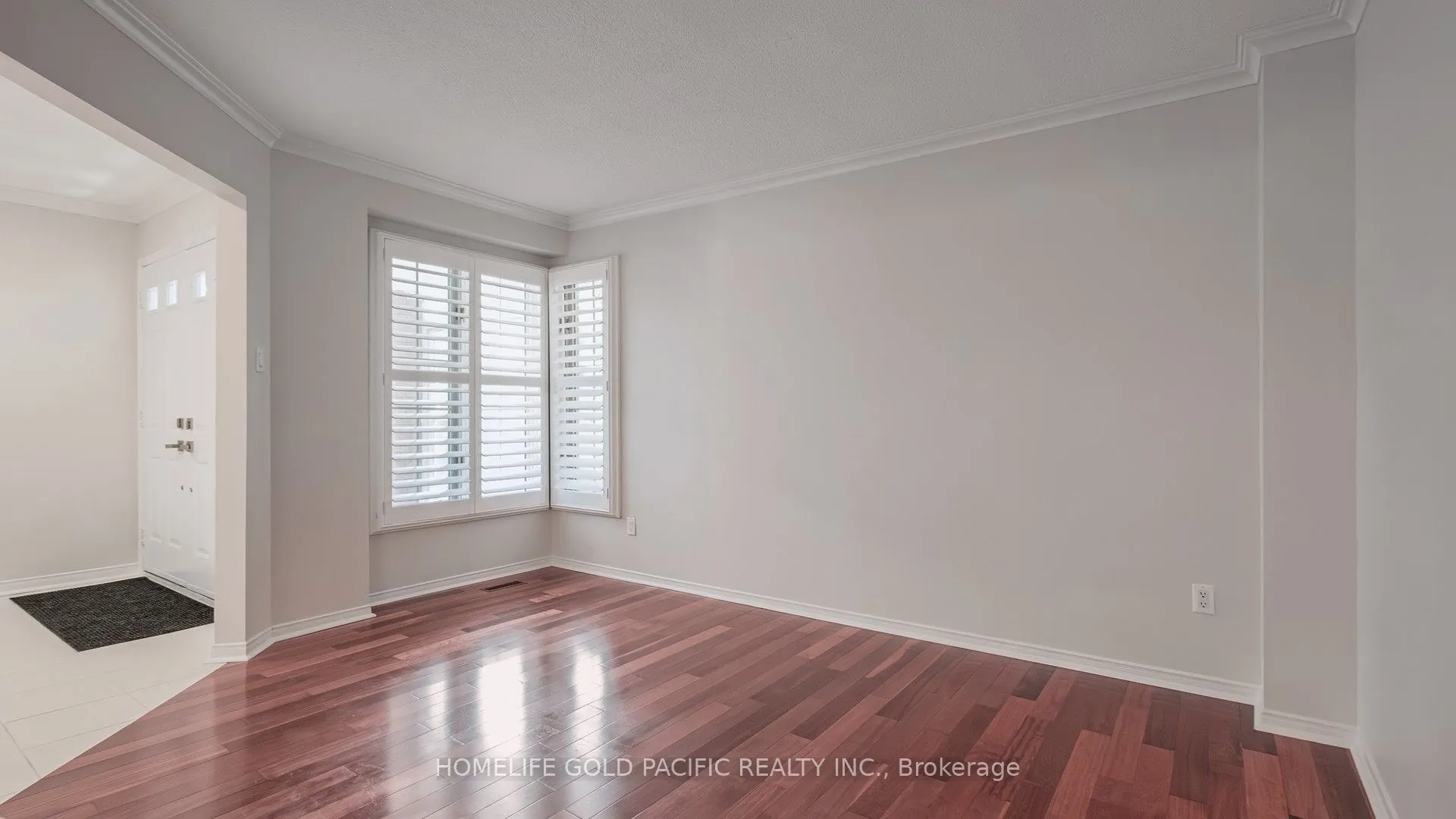 24 Elmpark Court