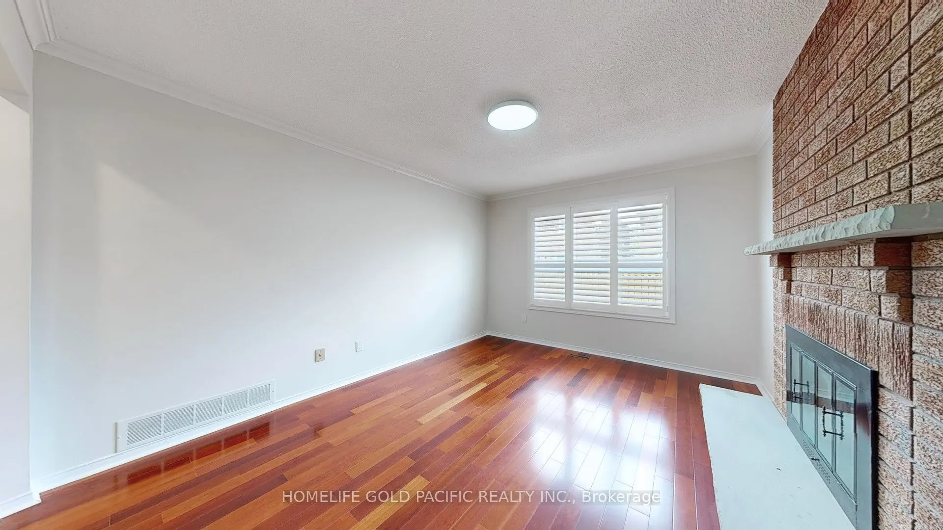 24 Elmpark Court