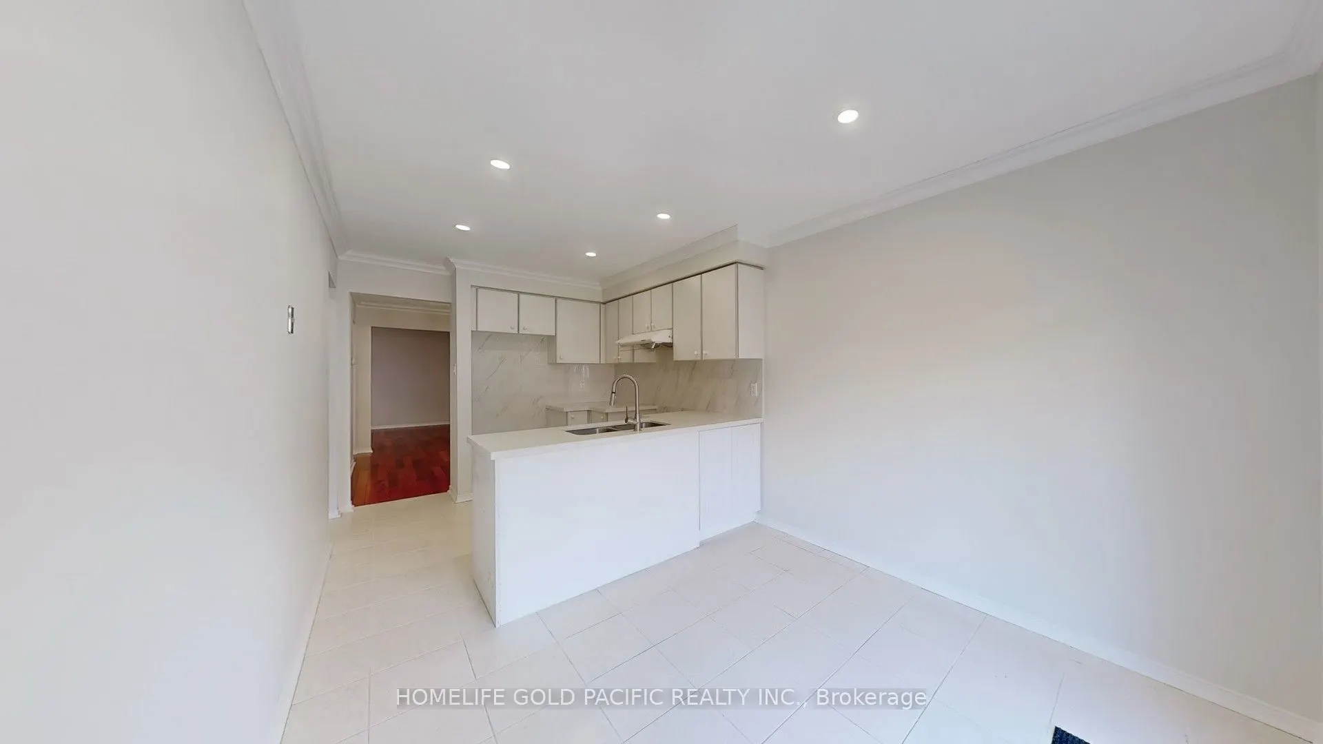 24 Elmpark Court