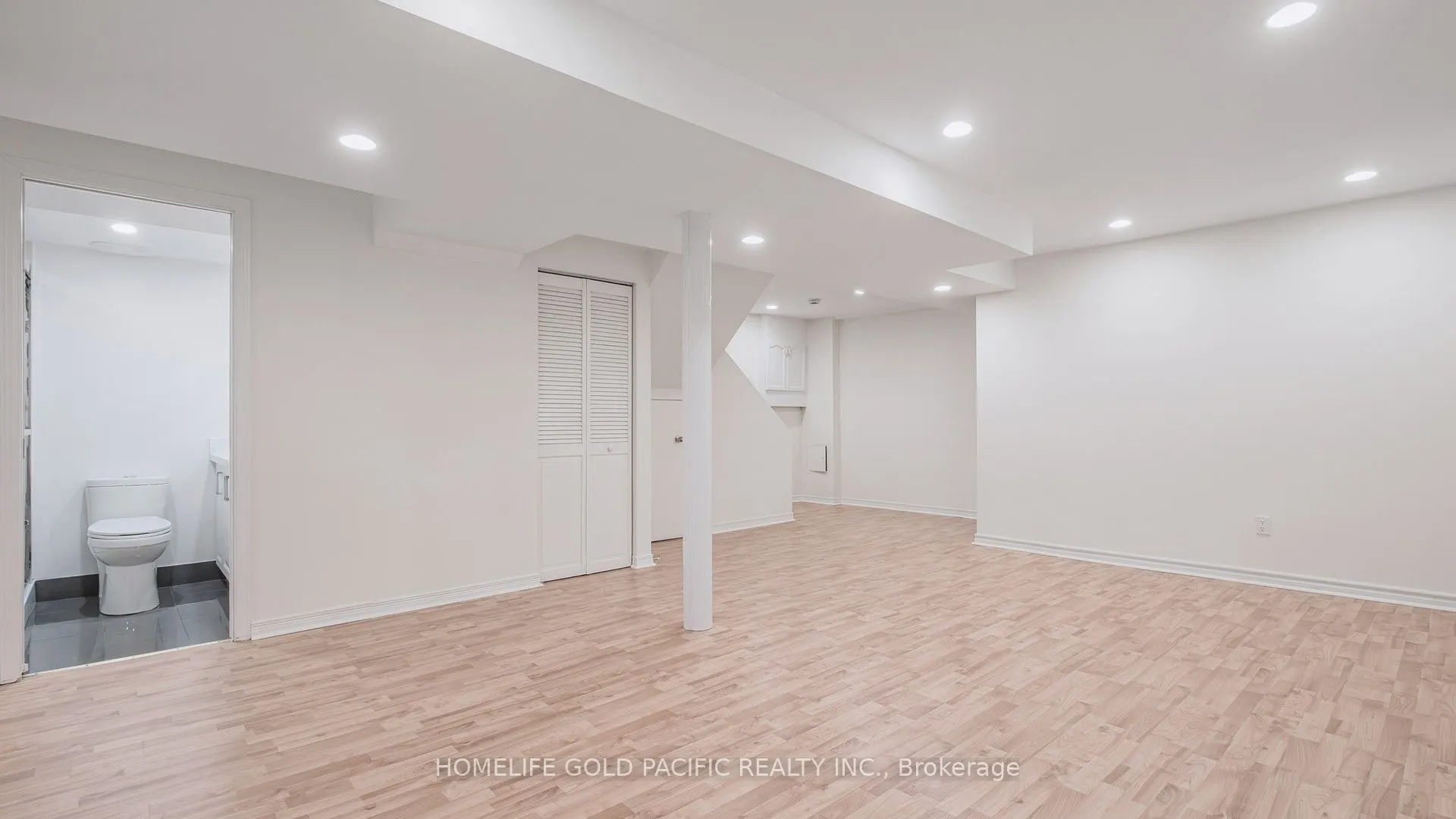 24 Elmpark Court