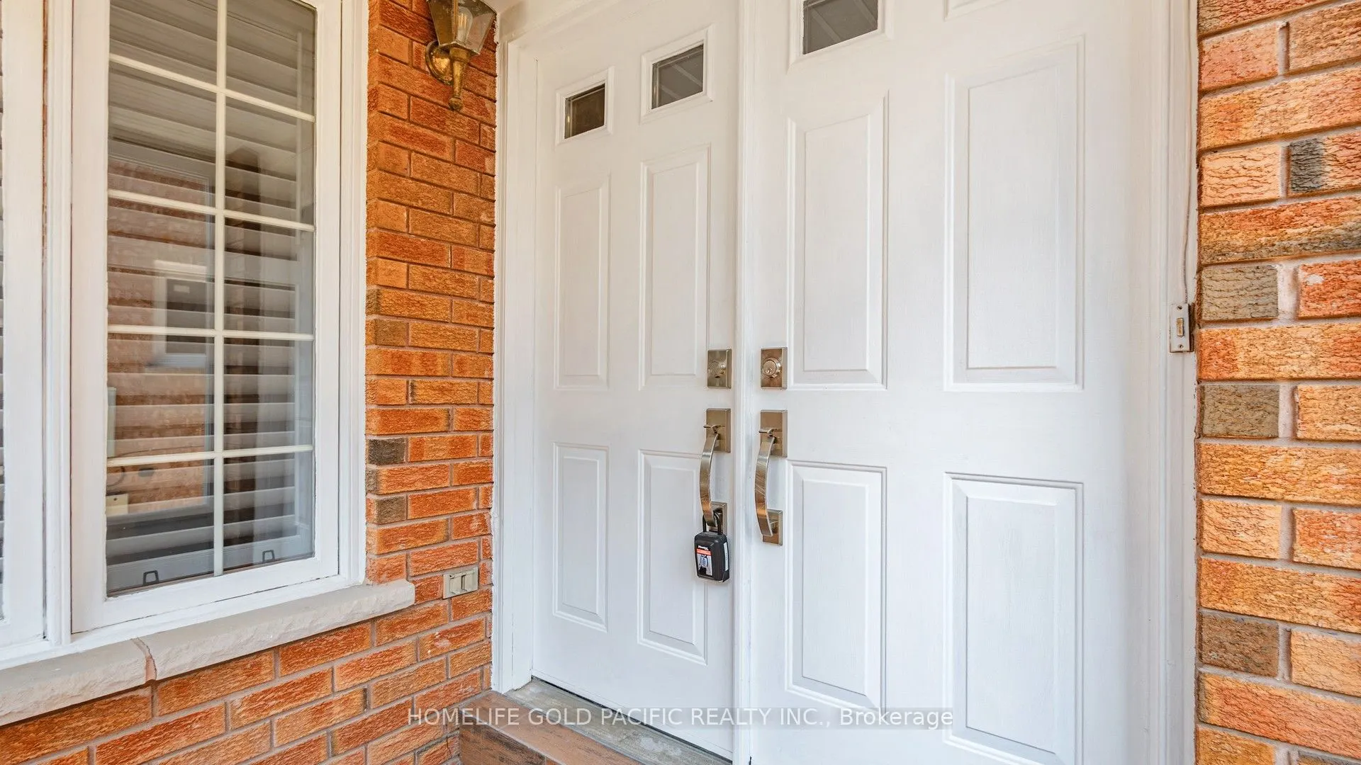 24 Elmpark Court