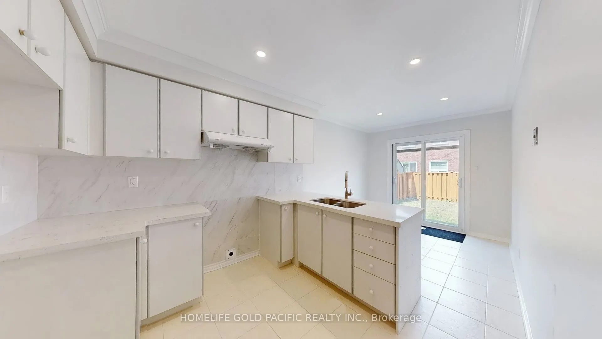 24 Elmpark Court