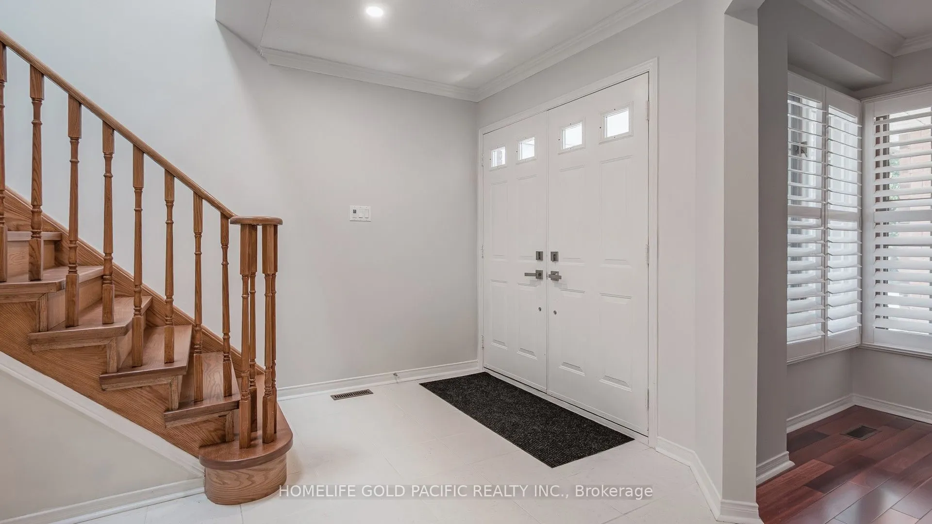 24 Elmpark Court