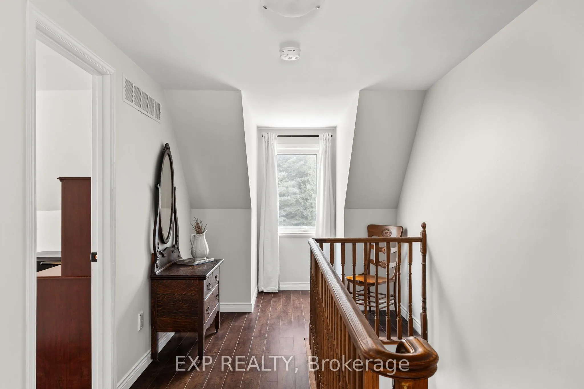 16245 7th Concession Road