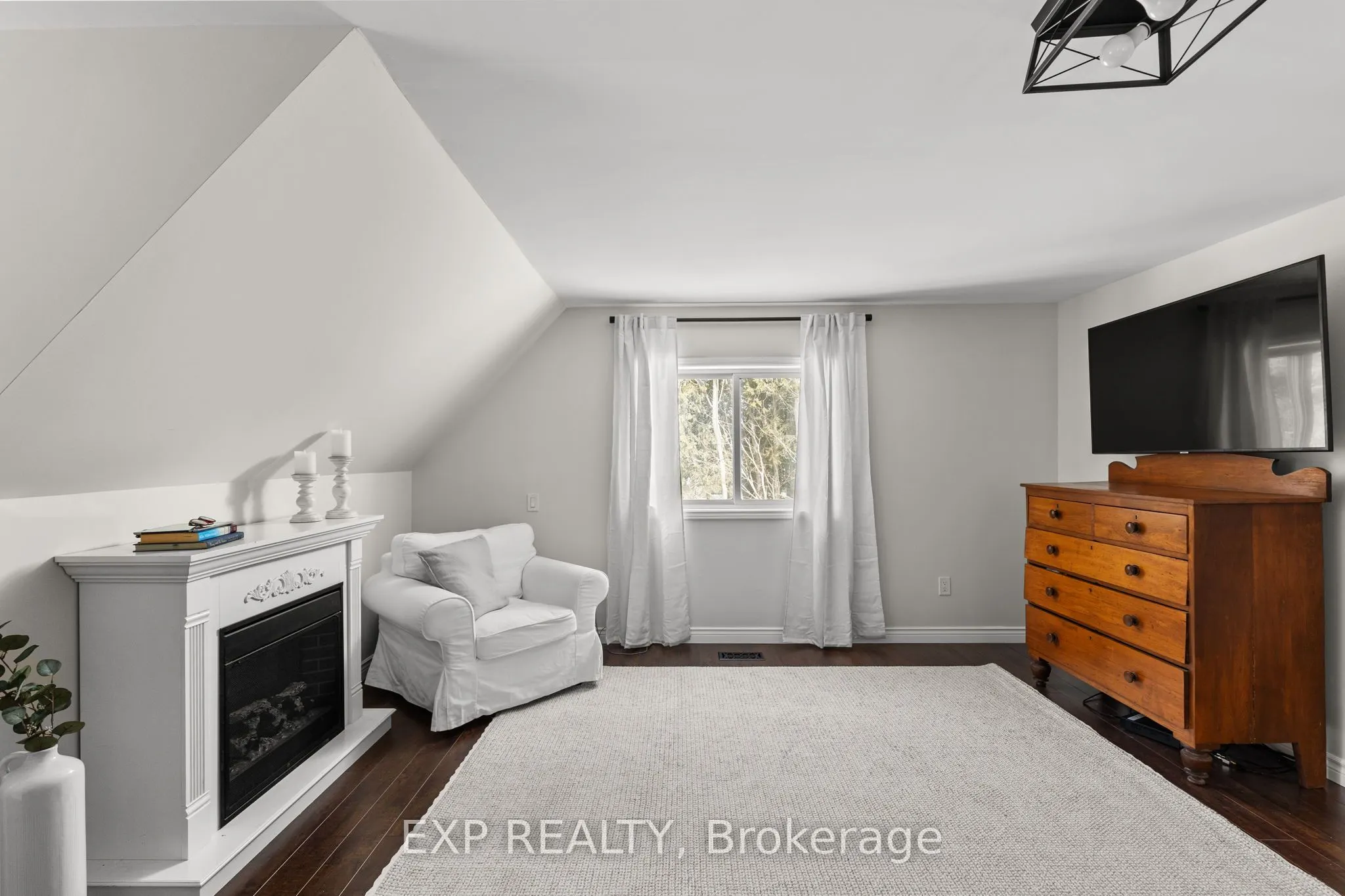 16245 7th Concession Road