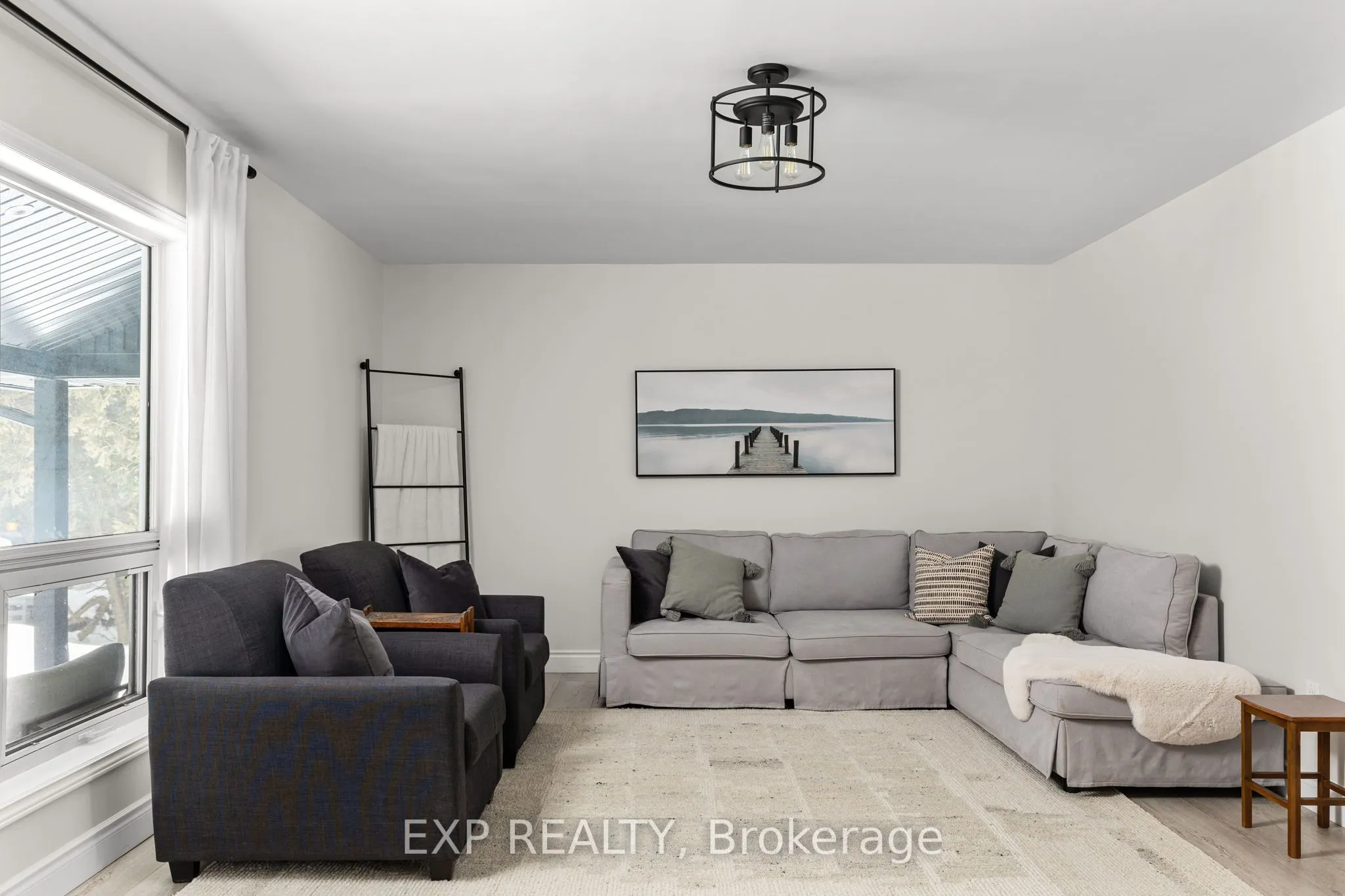 16245 7th Concession Road