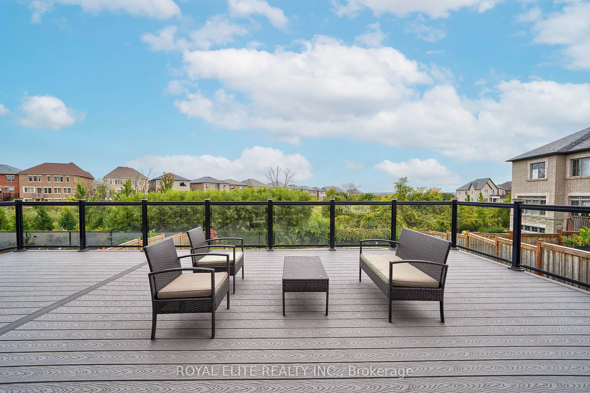 40 Conklin Crescent