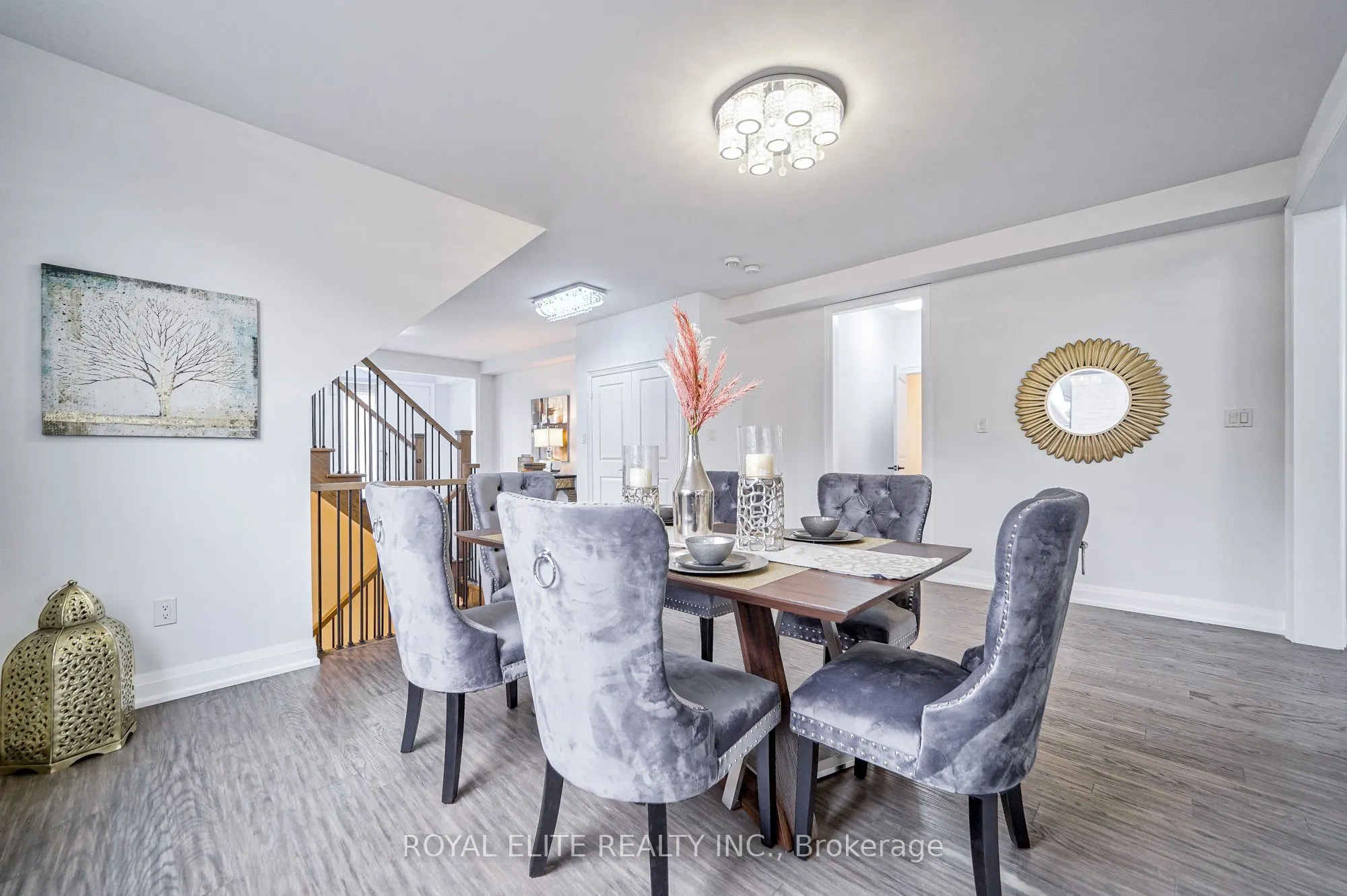 40 Conklin Crescent