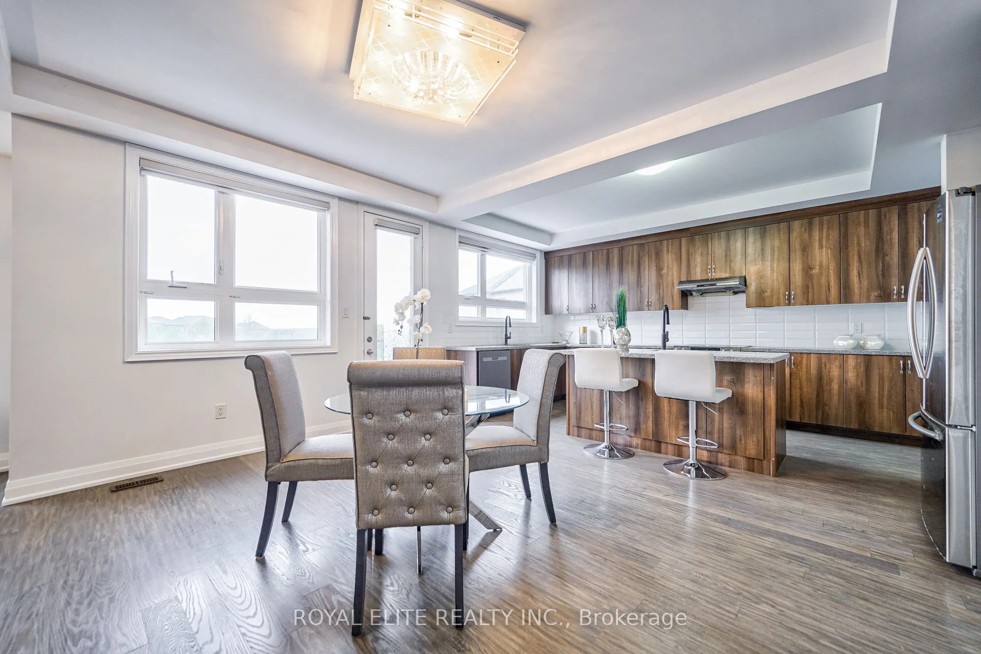 40 Conklin Crescent