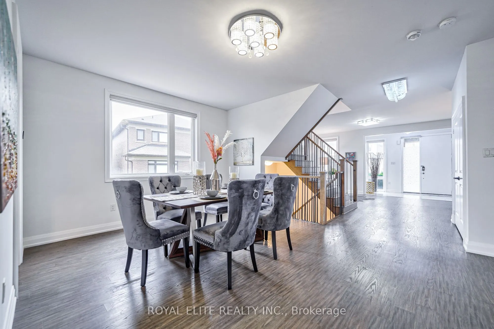 40 Conklin Crescent
