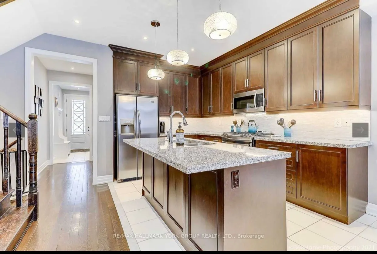 63 Alex Campbell Cres Drive