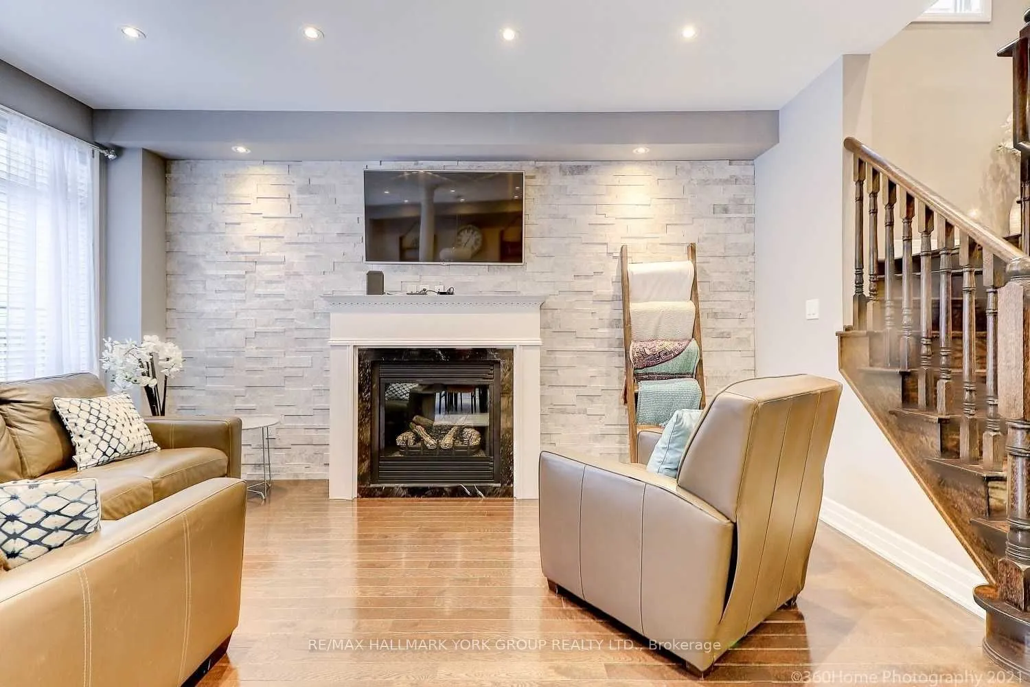63 Alex Campbell Cres Drive