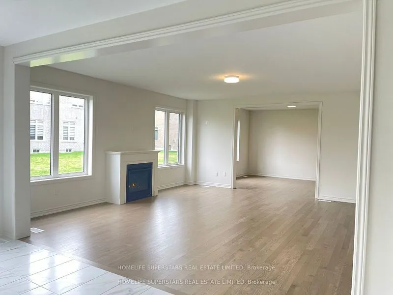 17 Bellflower Crescent