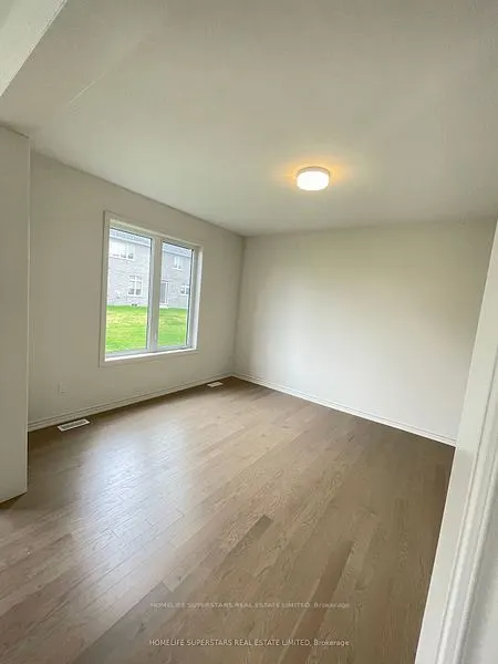 17 Bellflower Crescent