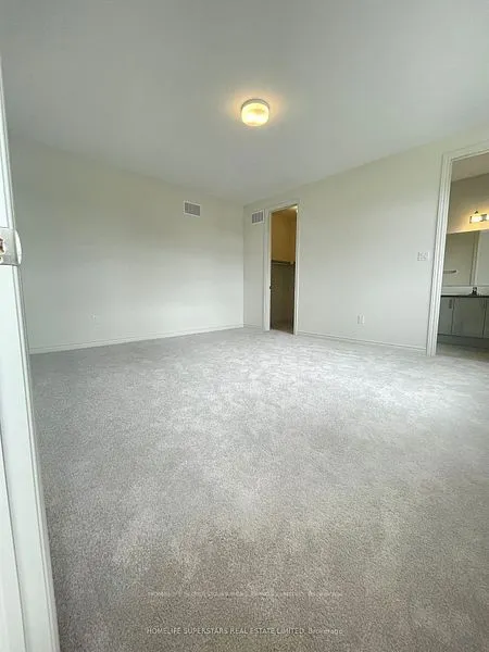 17 Bellflower Crescent