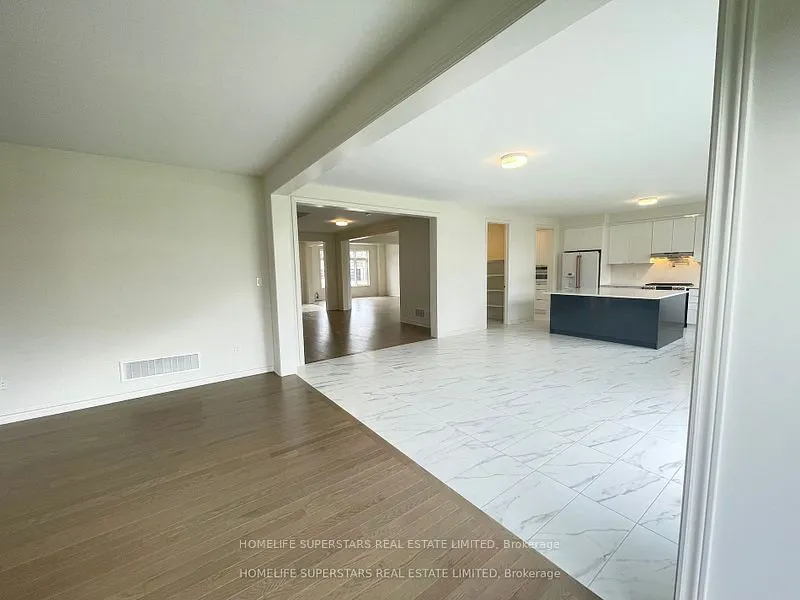 17 Bellflower Crescent
