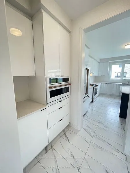 17 Bellflower Crescent