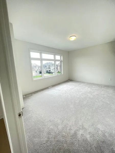 17 Bellflower Crescent