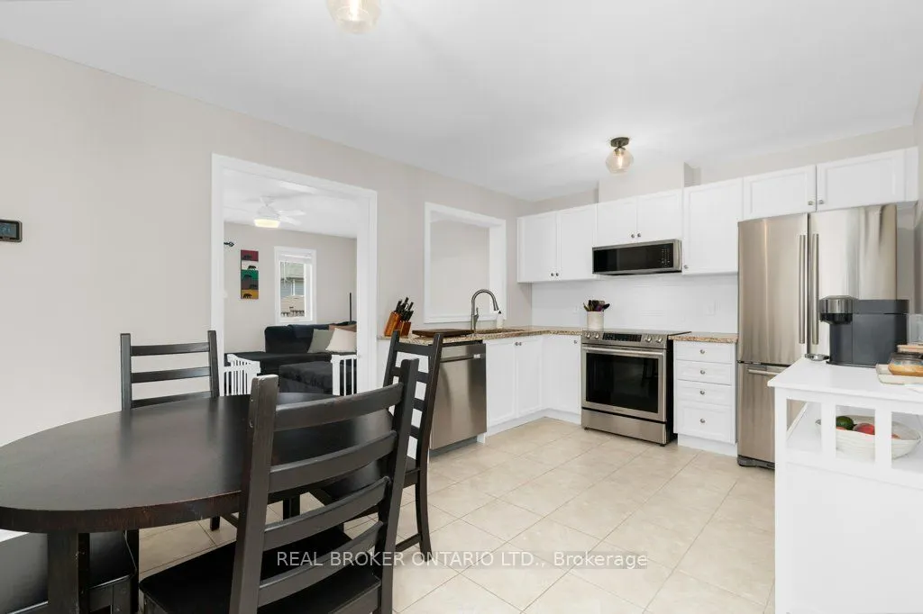 105 Banting Crescent
