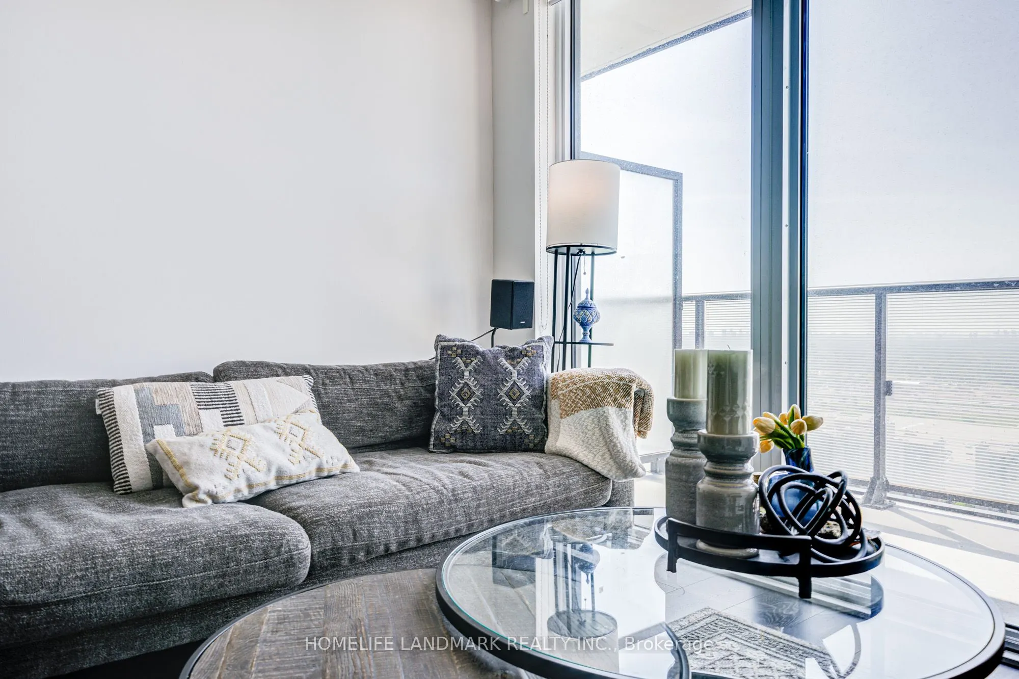 105 Oneida Crescent, #2709