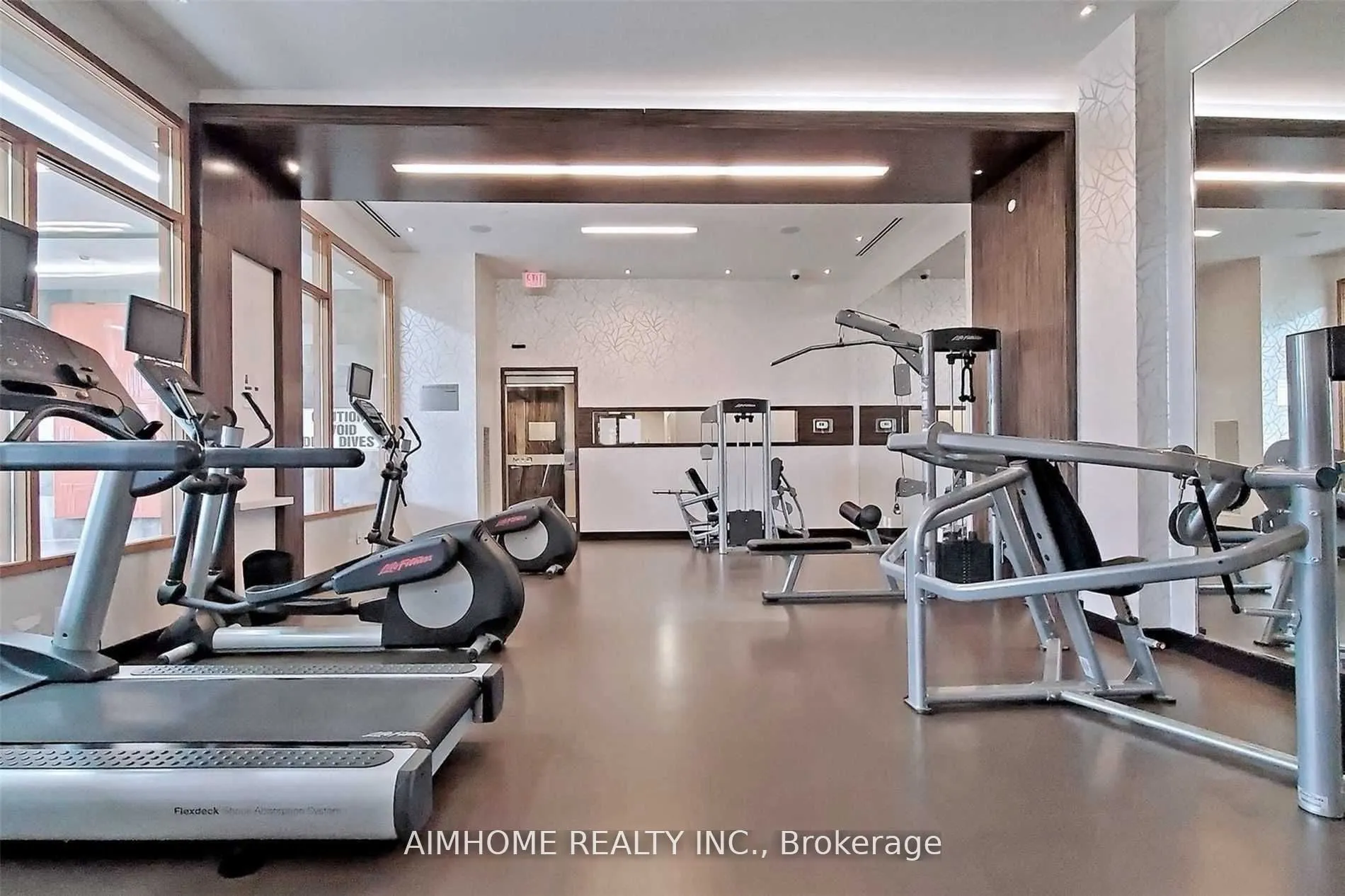 325 South Park Road, #1008