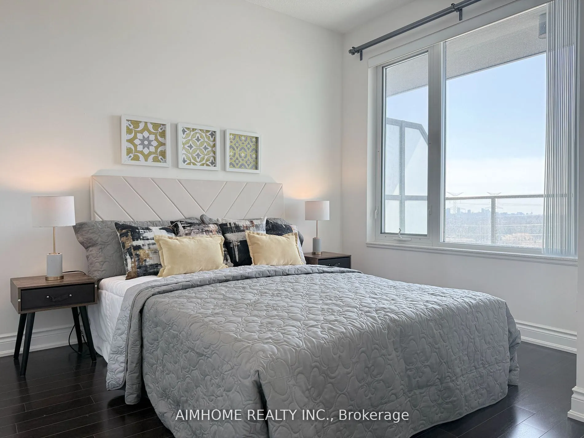325 South Park Road, #1008