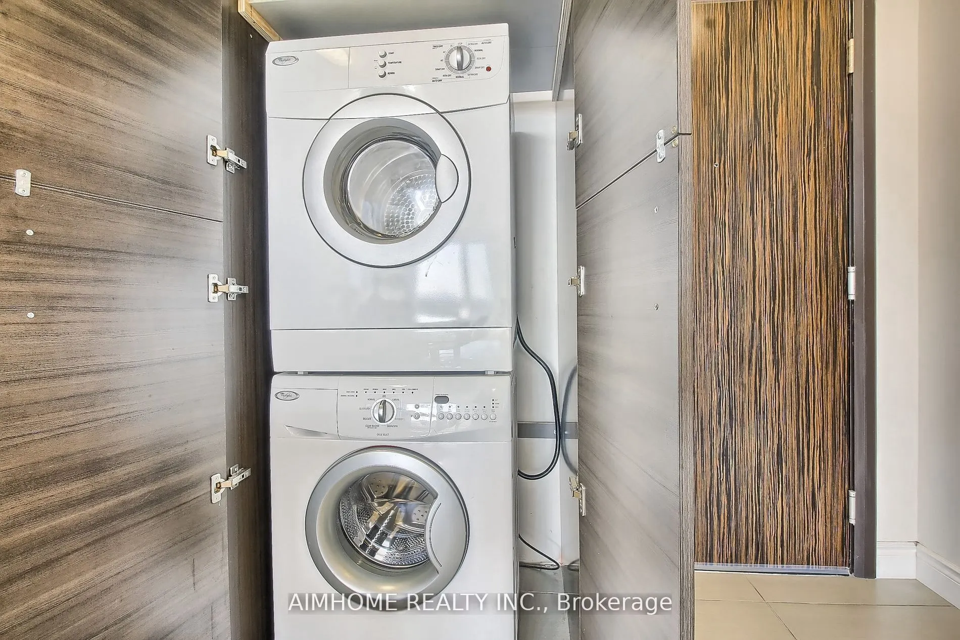 325 South Park Road, #1008