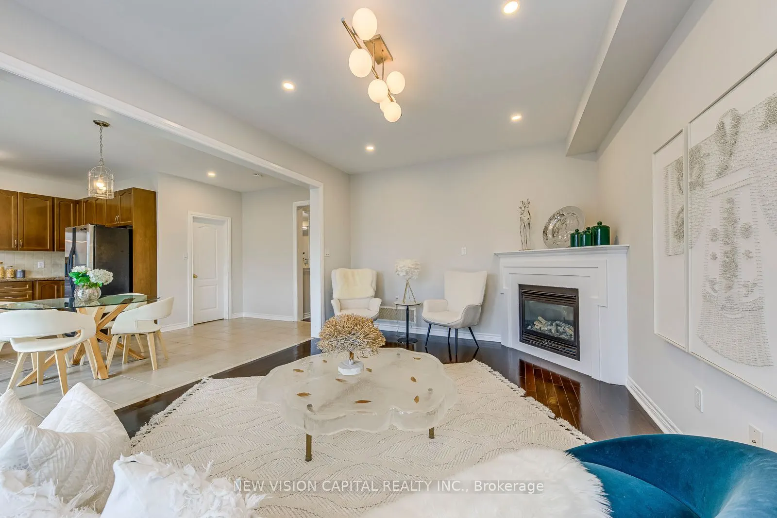 12 Ferretti Street
