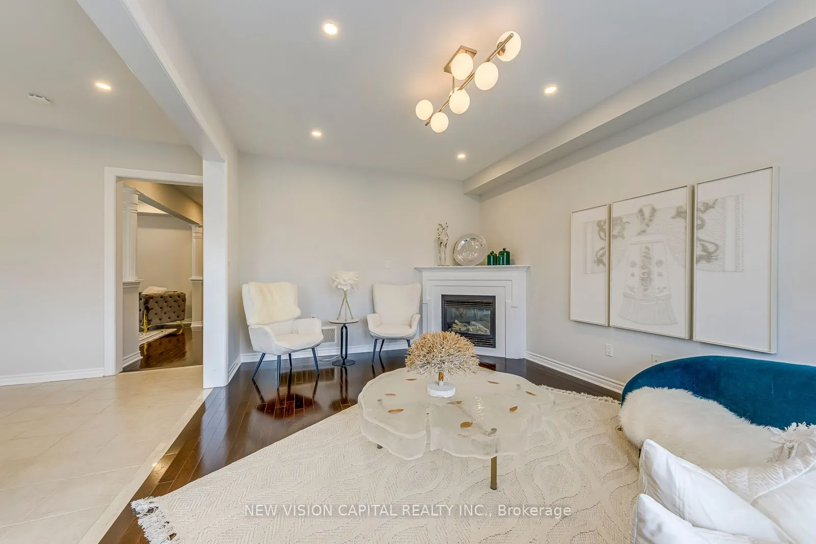 12 Ferretti Street