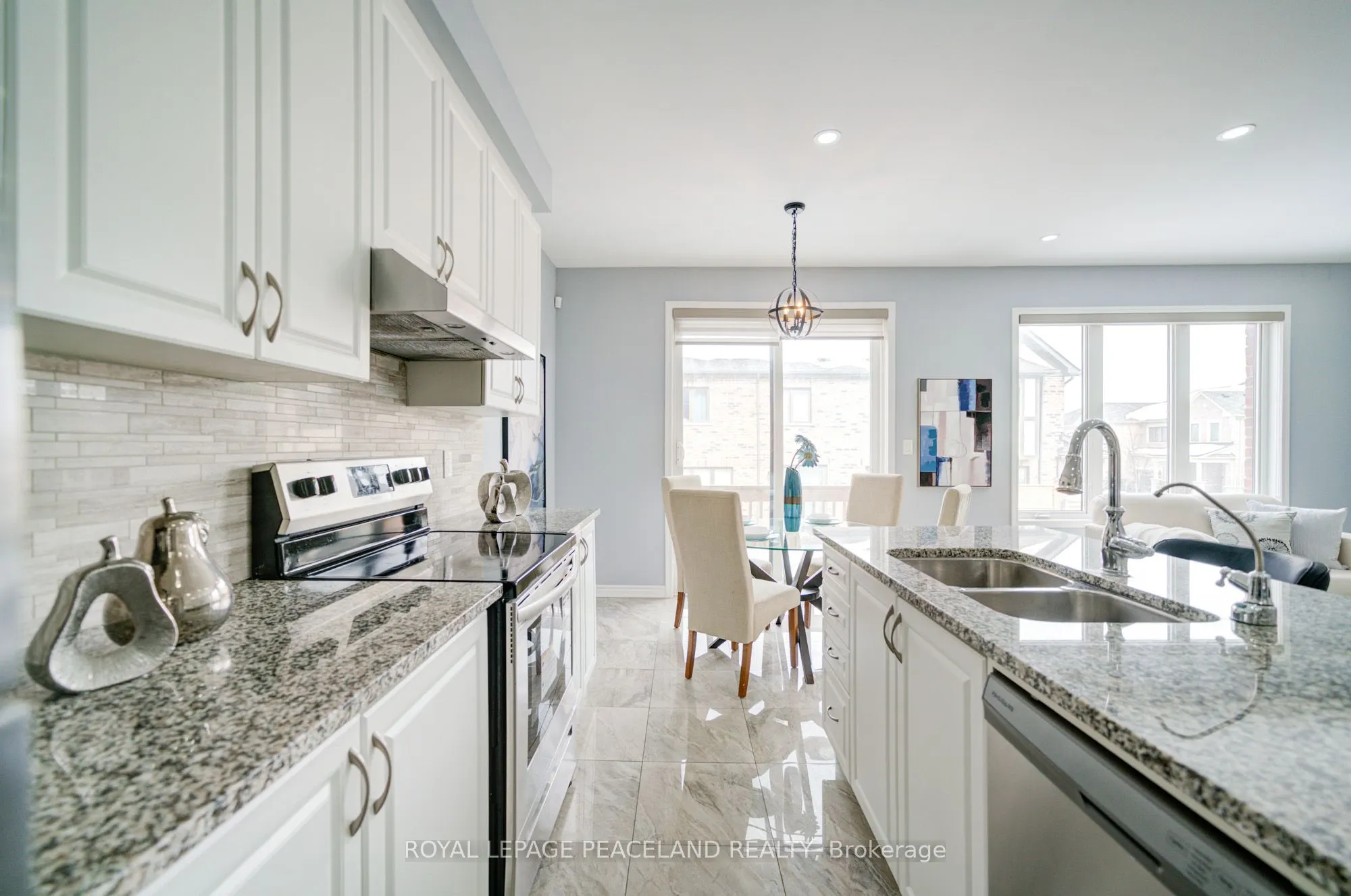 8 Casely Avenue