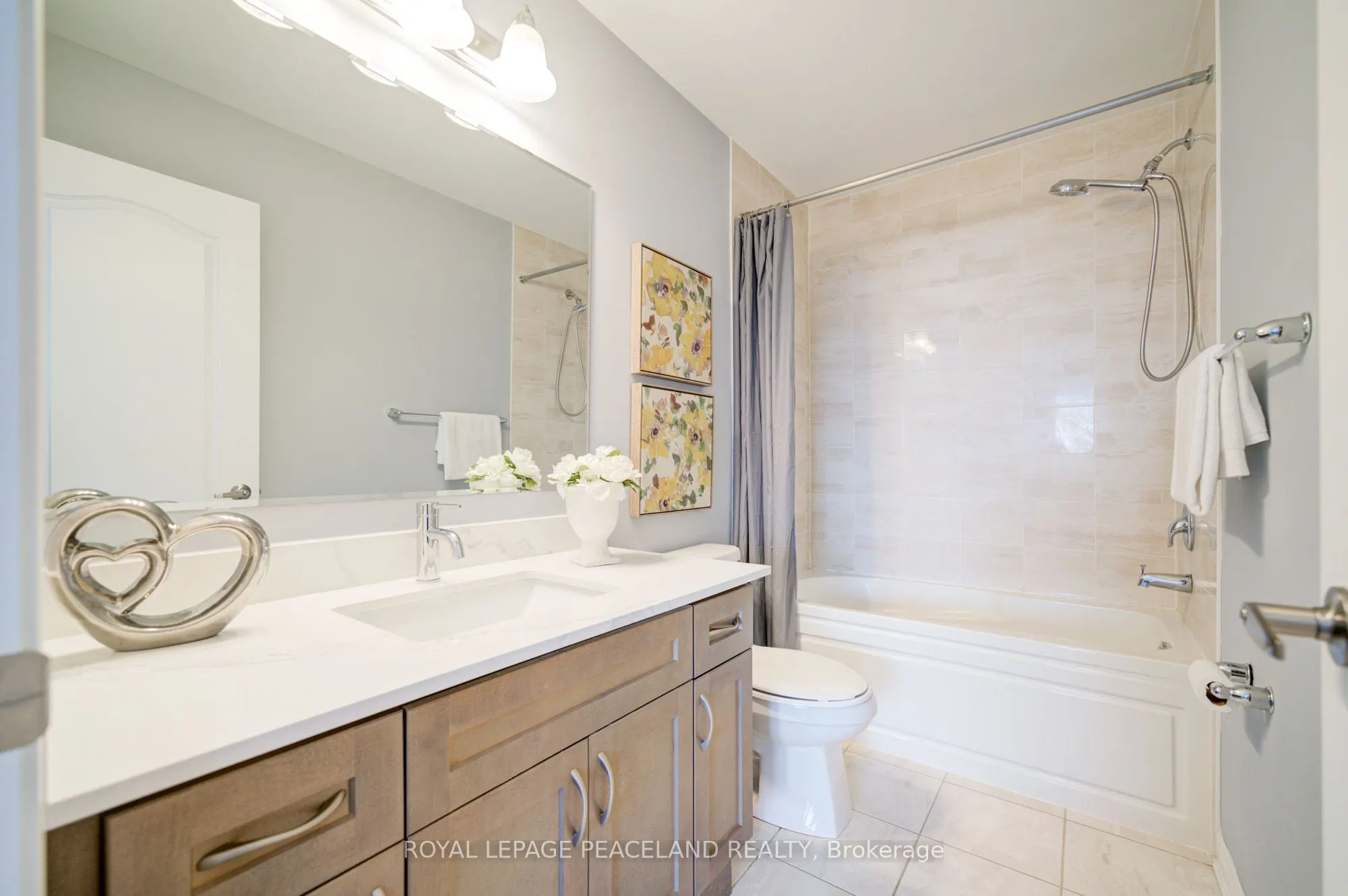 8 Casely Avenue
