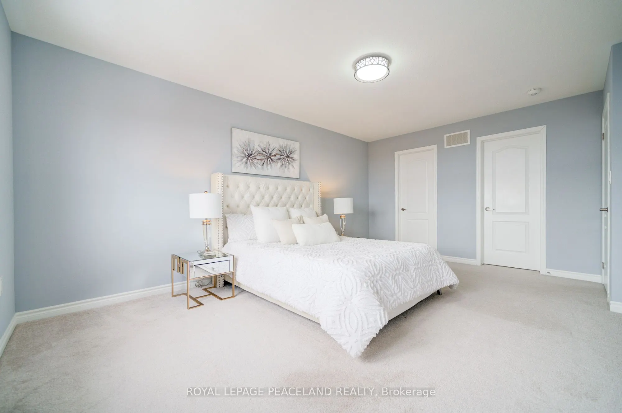 8 Casely Avenue