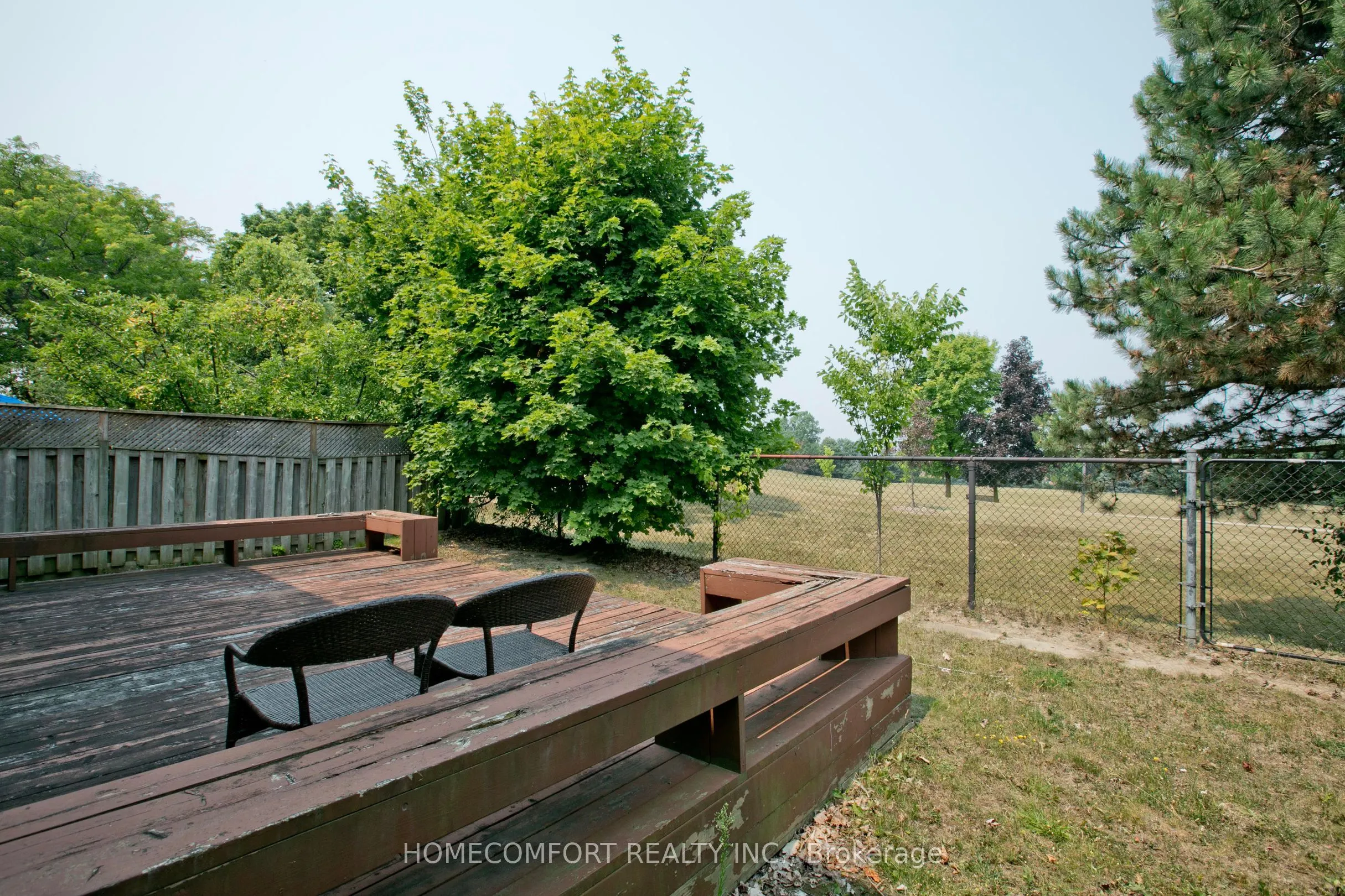 658 York Hill Boulevard