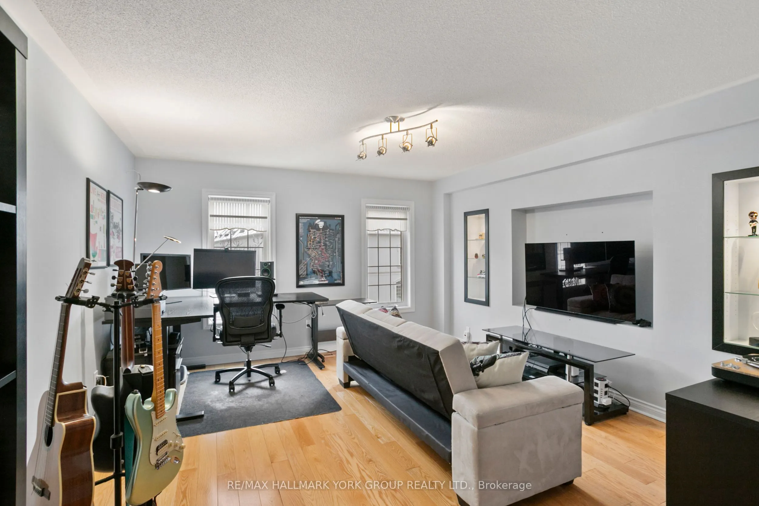 38 Hunt Avenue, #Unit 10
