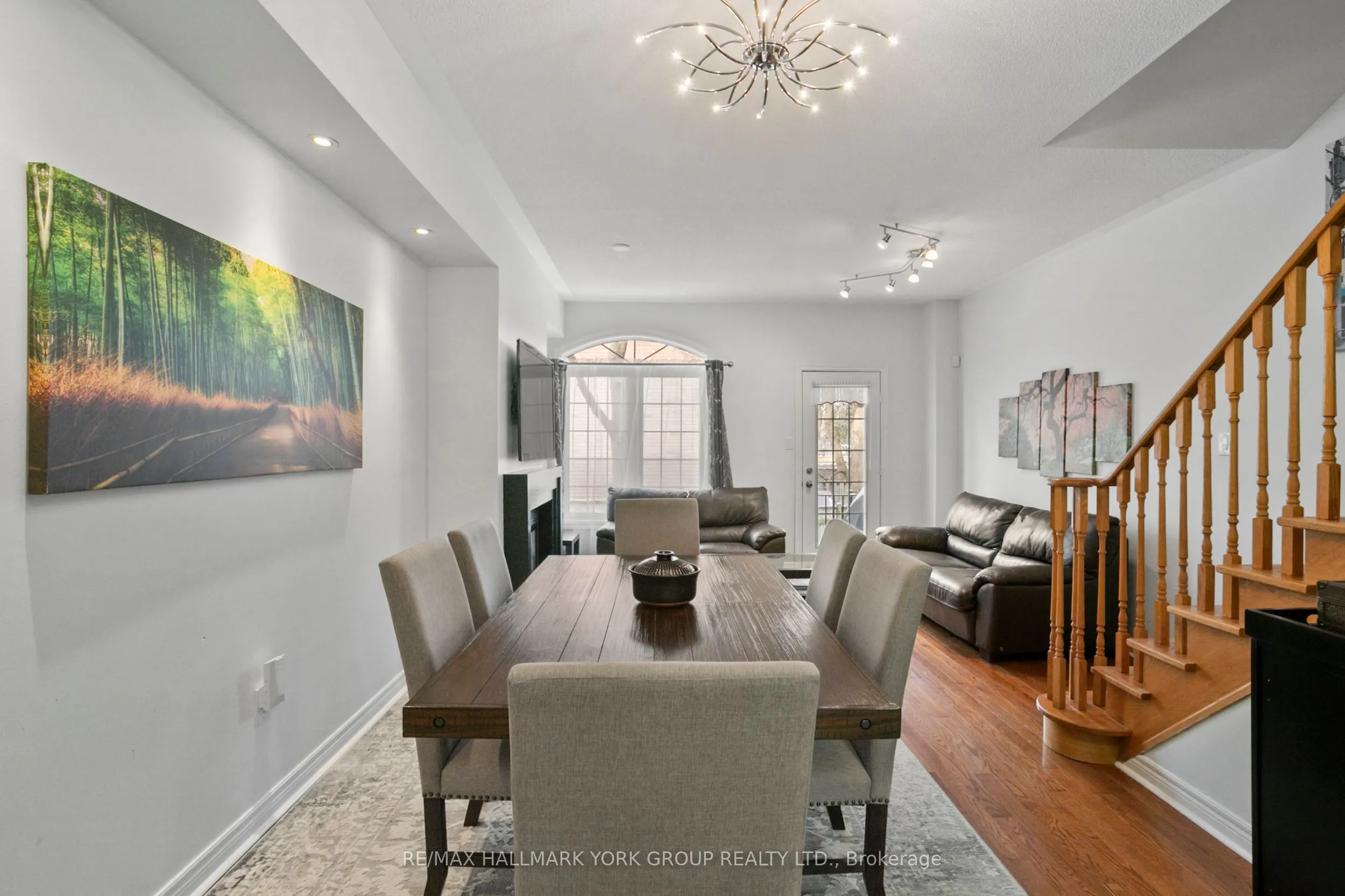 38 Hunt Avenue, #Unit 10