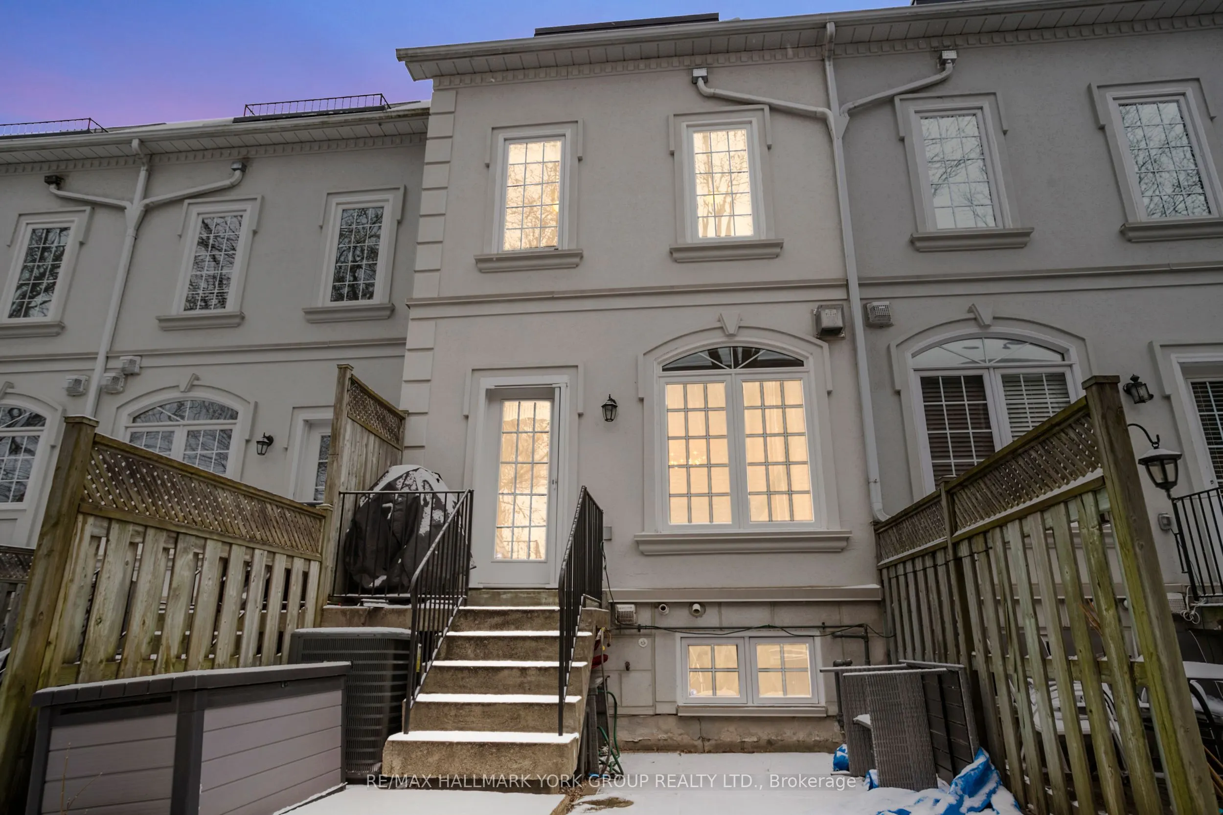 38 Hunt Avenue, #Unit 10