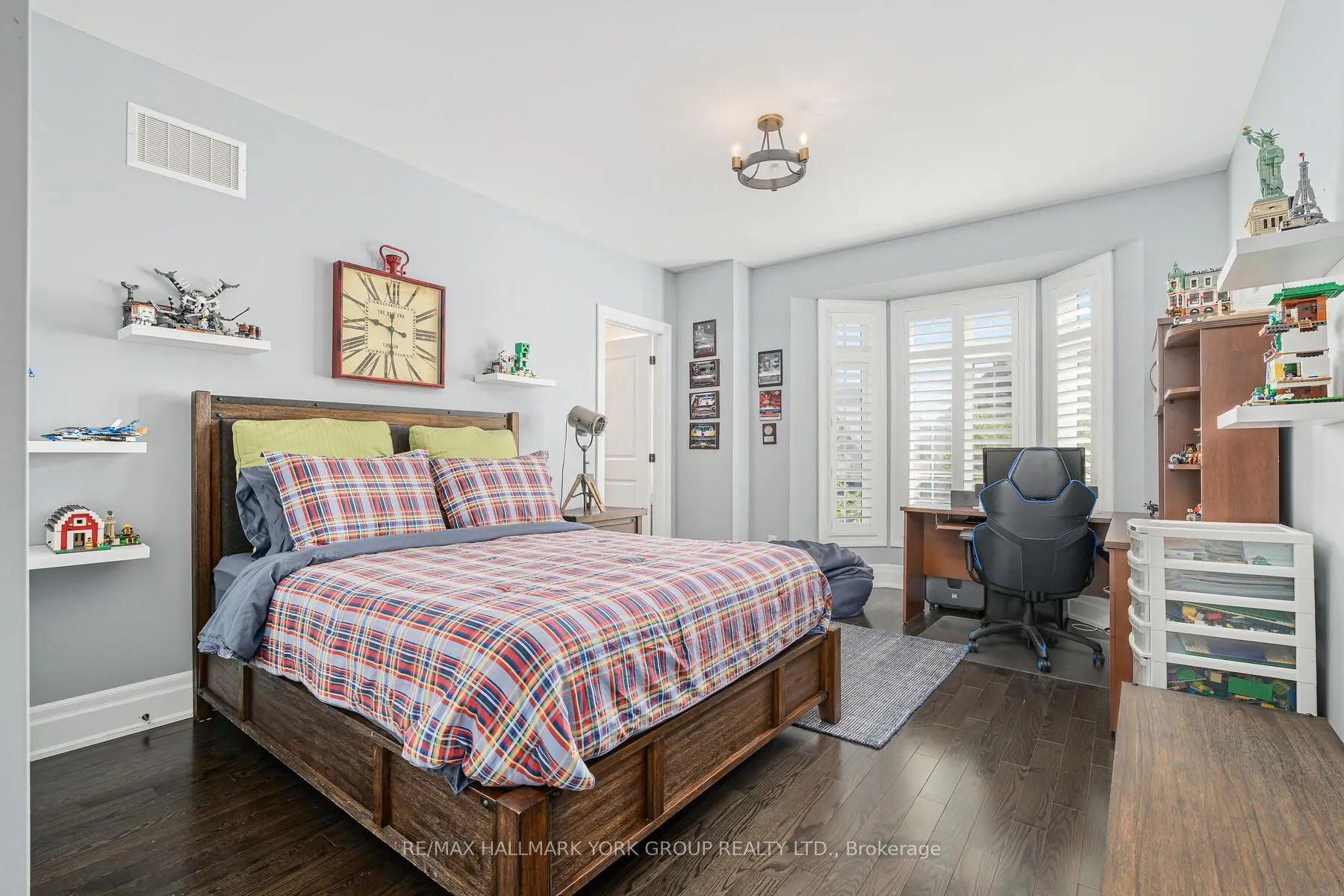 111 Robert Berry Crescent