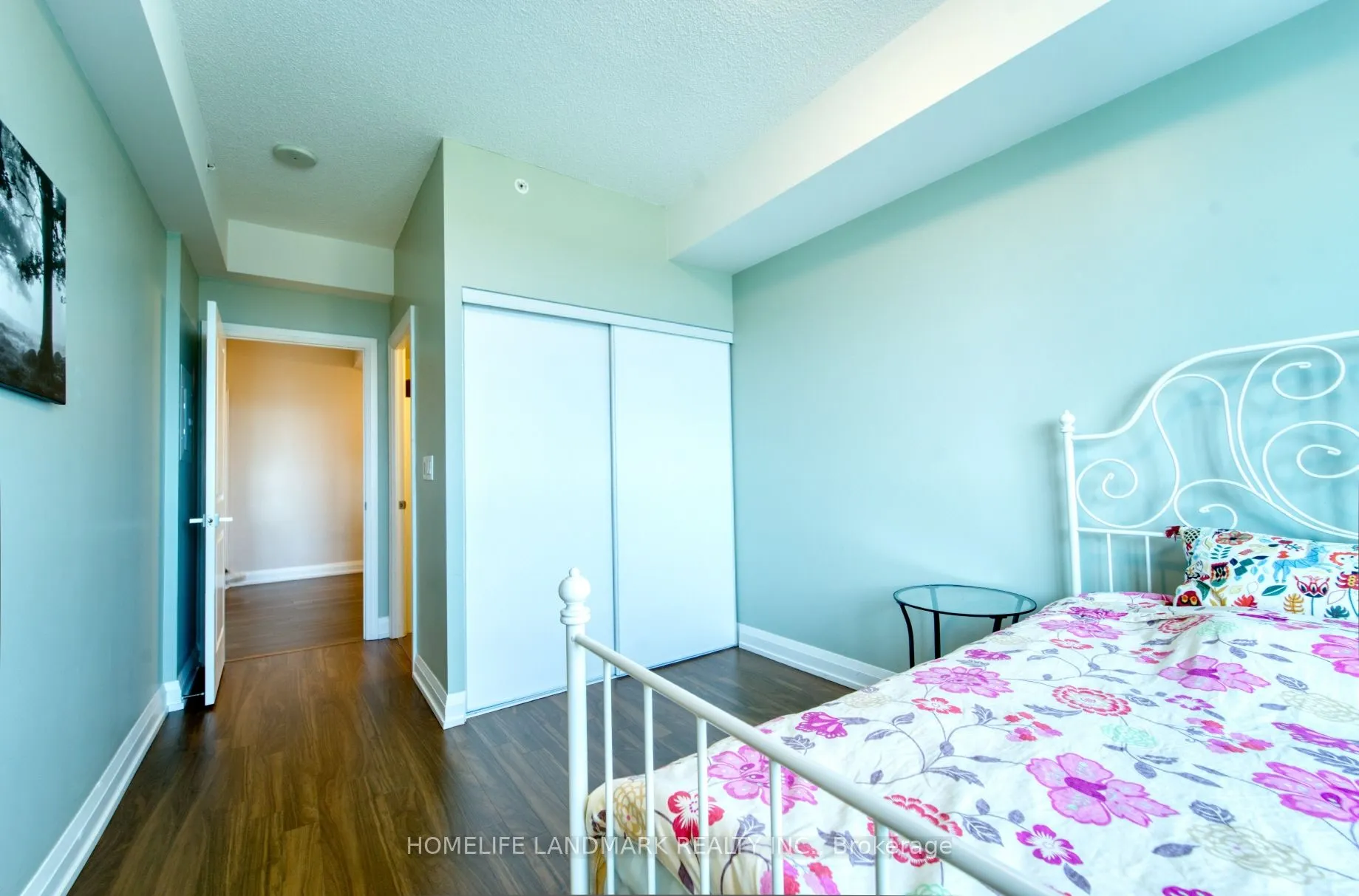 7171 Yonge Street, #1201