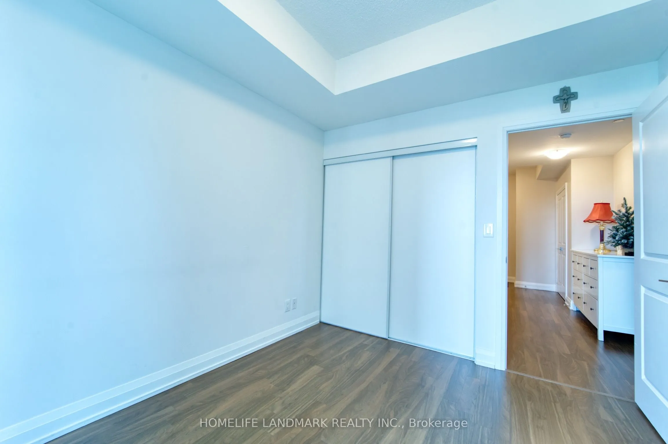 7171 Yonge Street, #1201