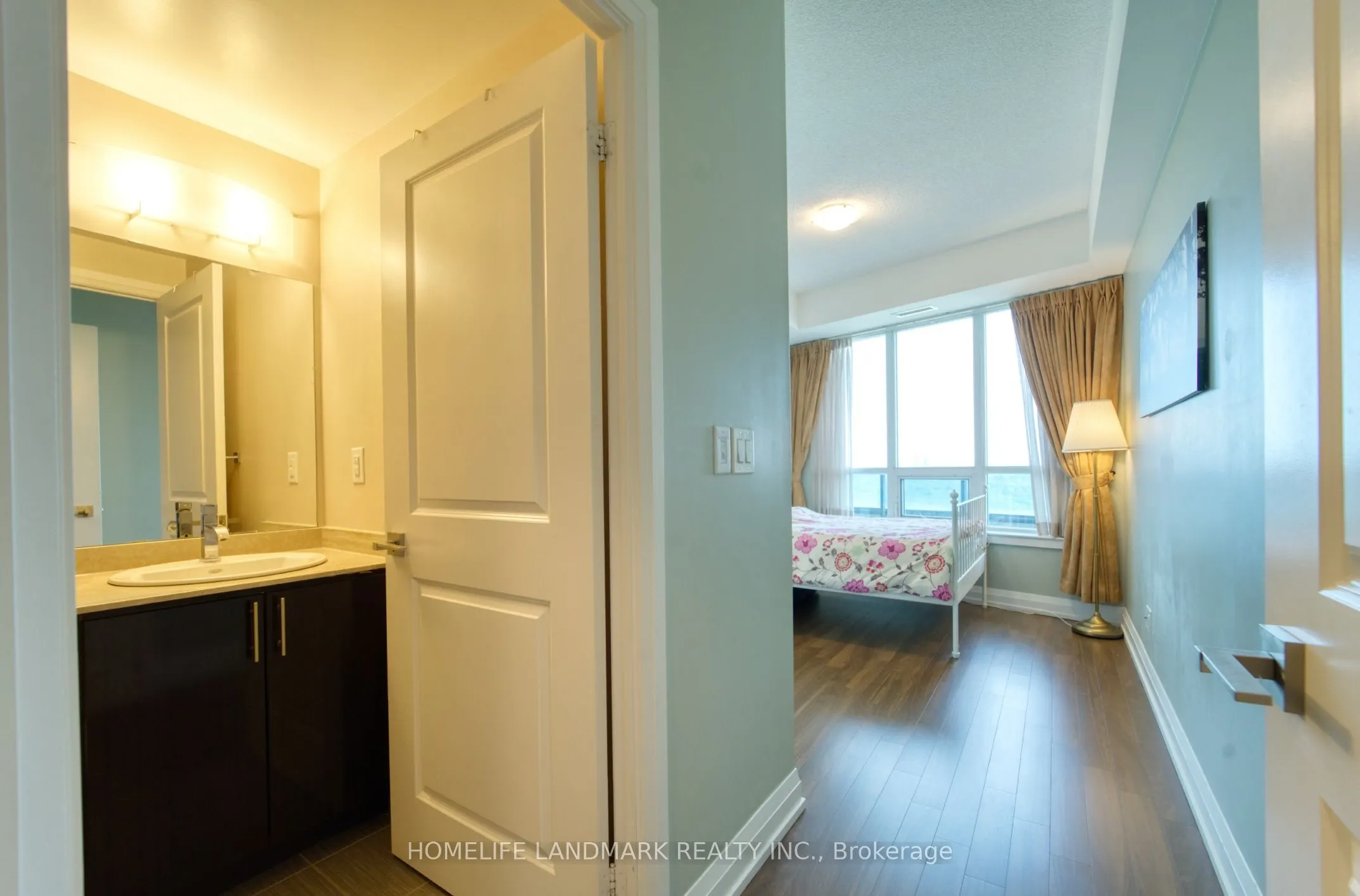 7171 Yonge Street, #1201
