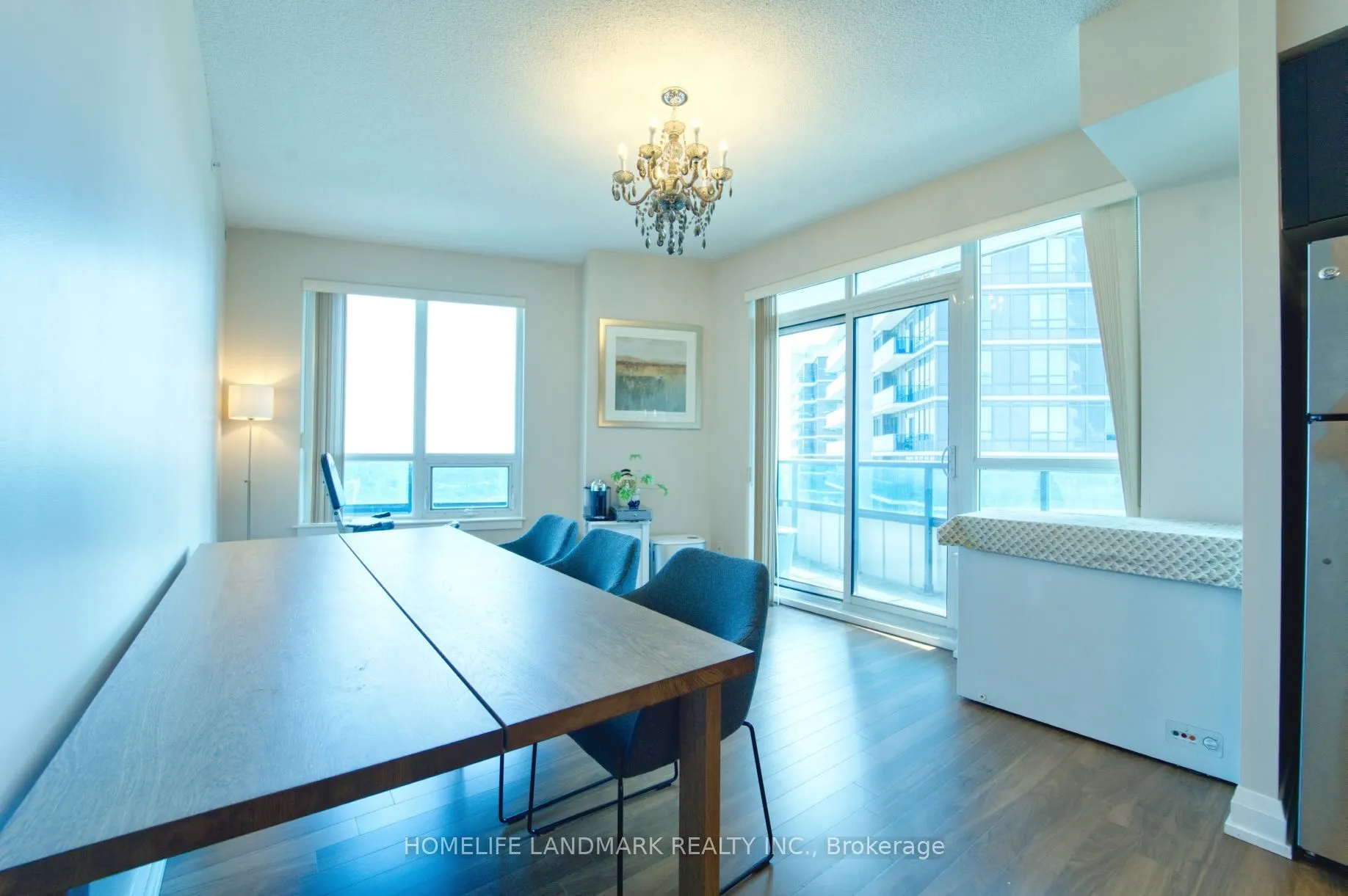 7171 Yonge Street, #1201