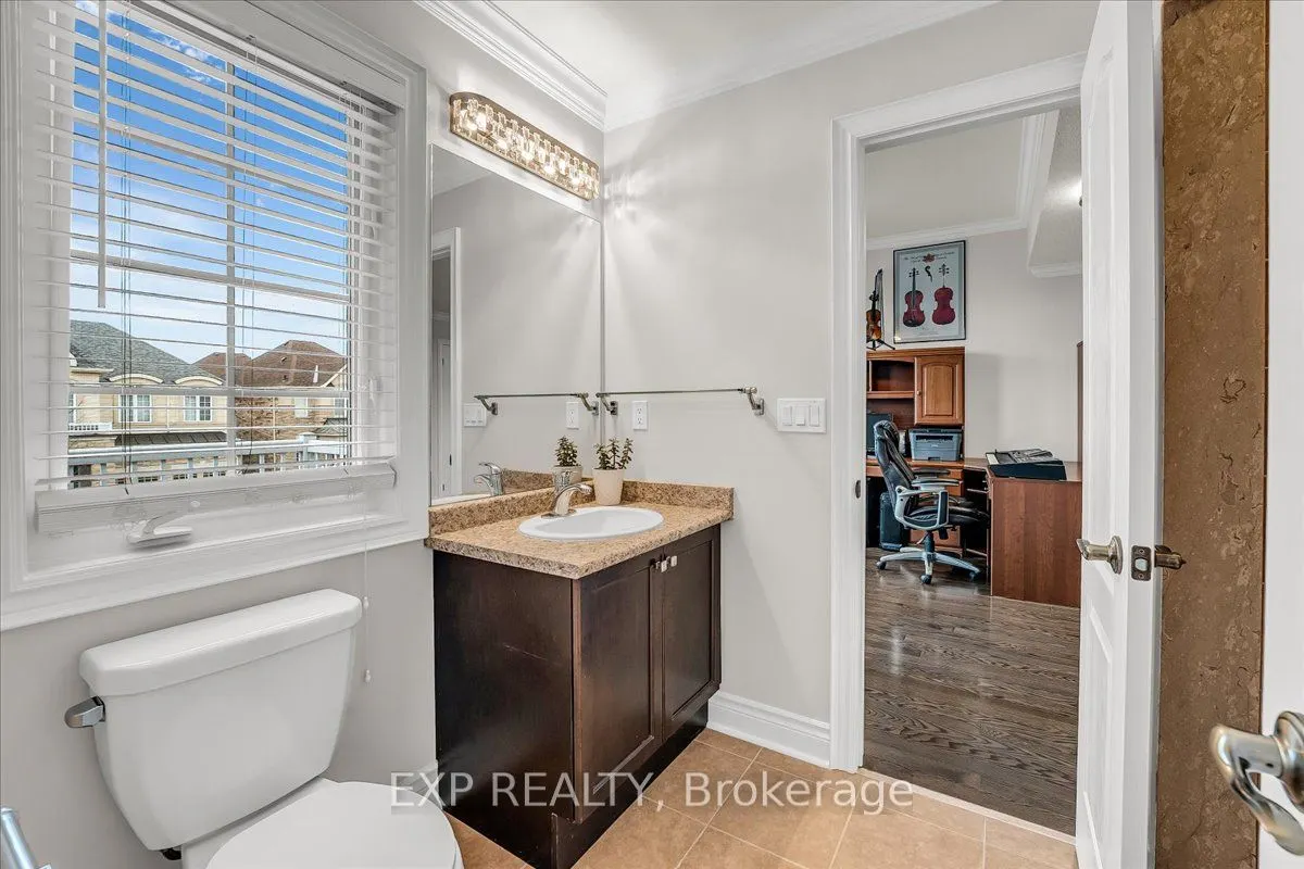 29 William Bowes Boulevard