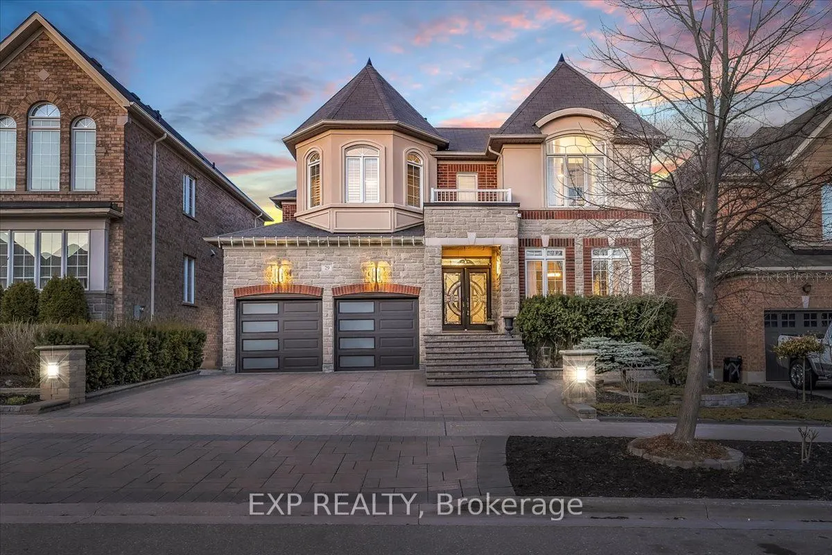 29 William Bowes Boulevard